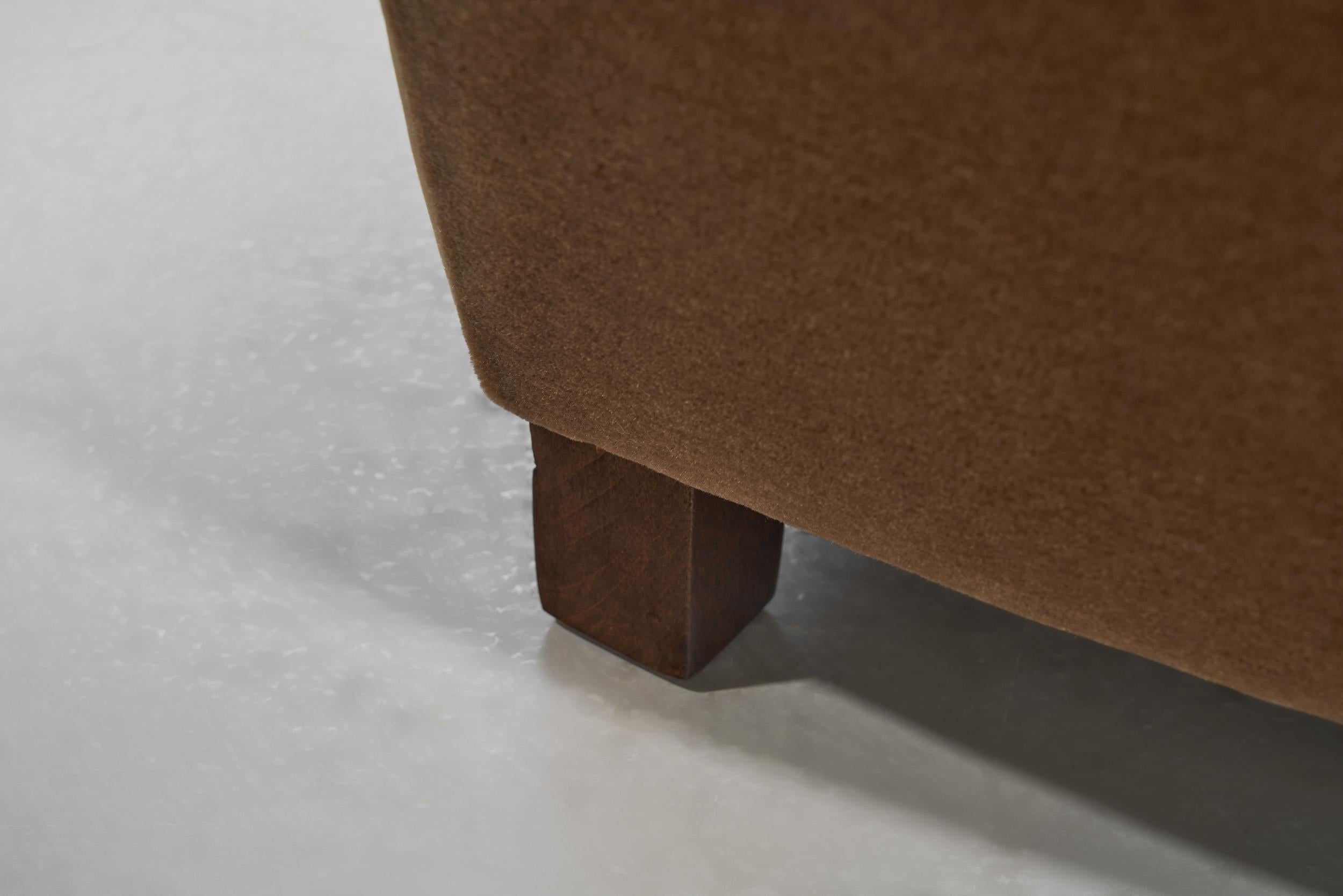 Swedish Modern Upholstered Sofa, Sweden First half of the 20th Century 13