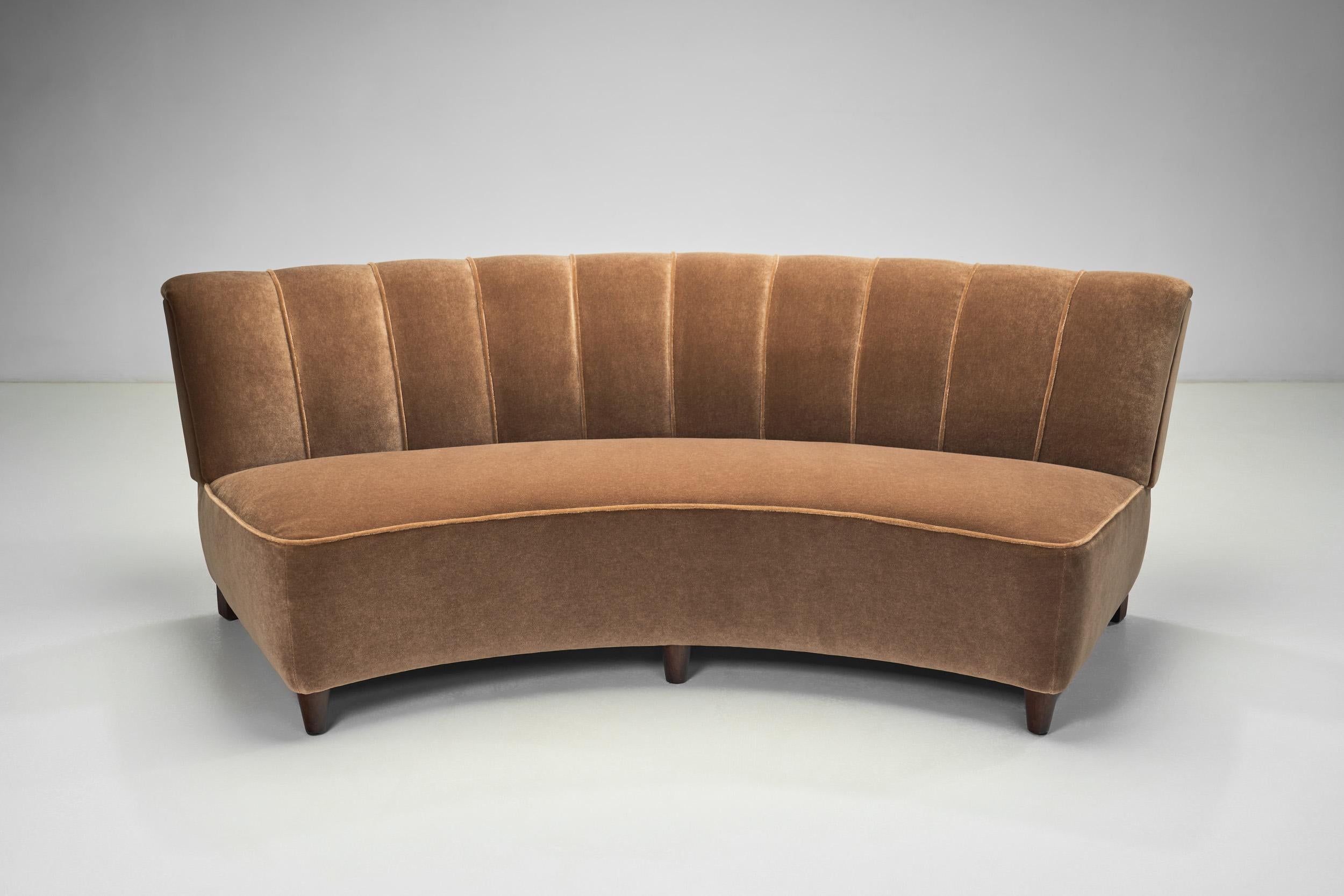 Swedish Modern Upholstered Sofa, Sweden First half of the 20th Century 2