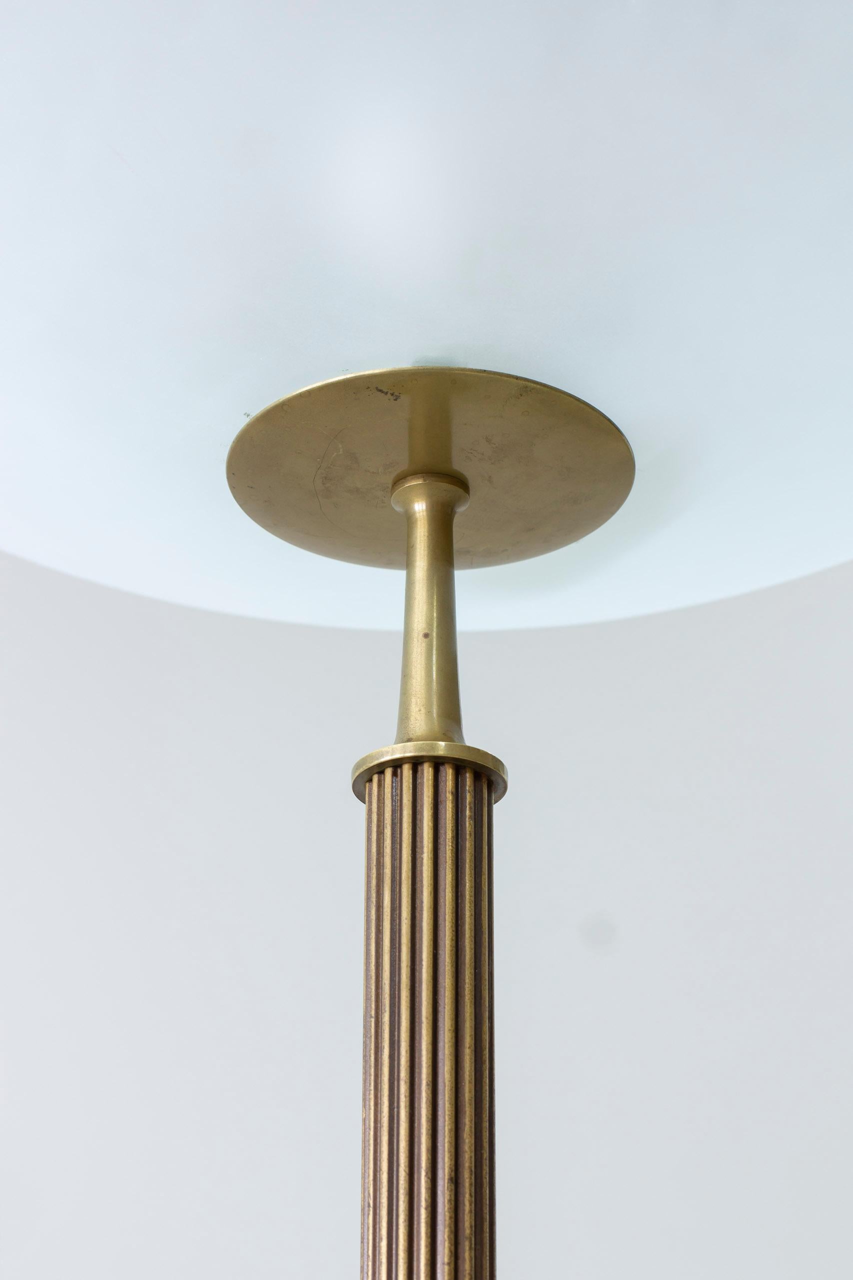 Brass Swedish Modern uplight floor lamp model 2614 by Bröderna Malmströms For Sale