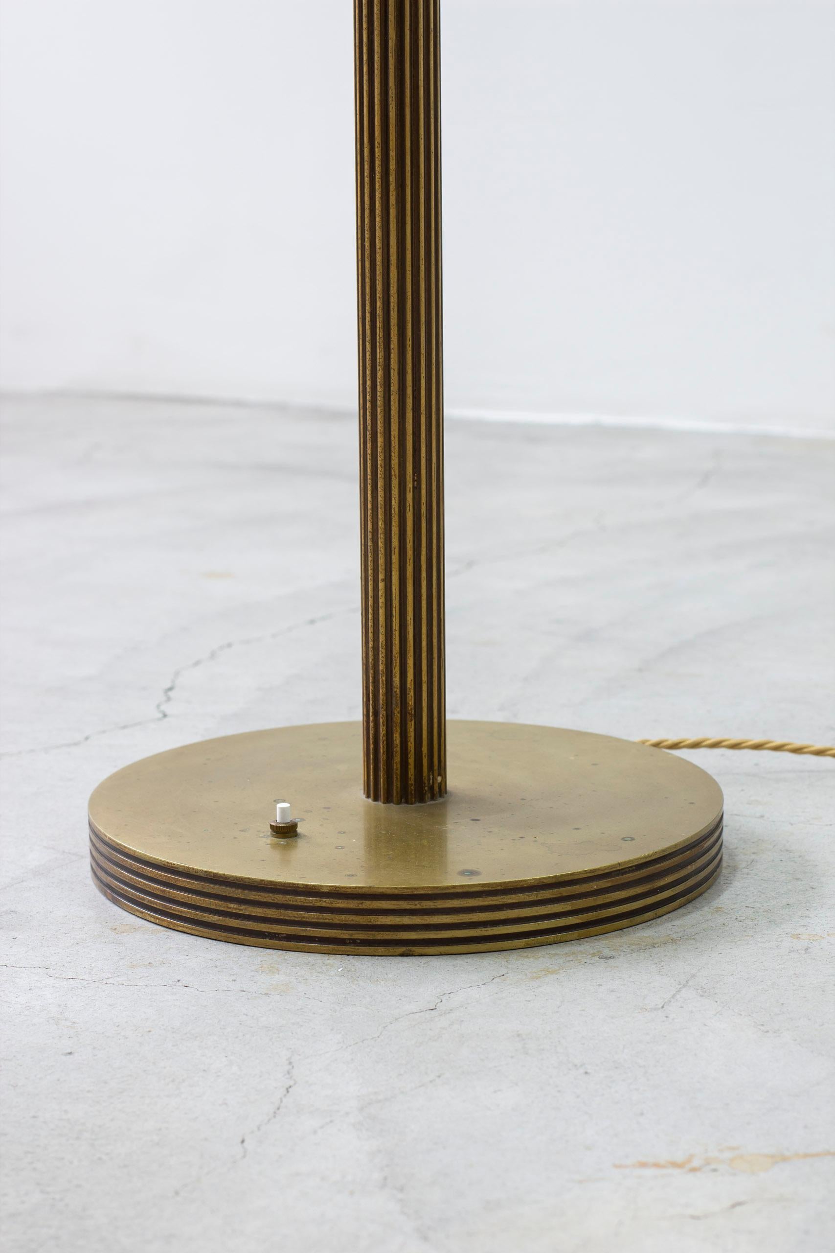 Swedish Modern uplight floor lamp model 2614 by Bröderna Malmströms For Sale 2