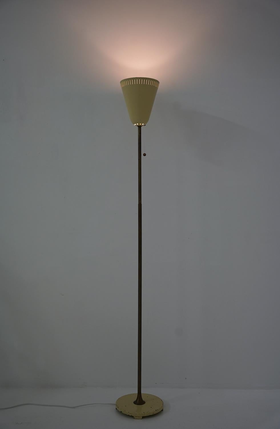 Swedish Modern Uplight Floor Lamps in Brass by ASEA For Sale 3