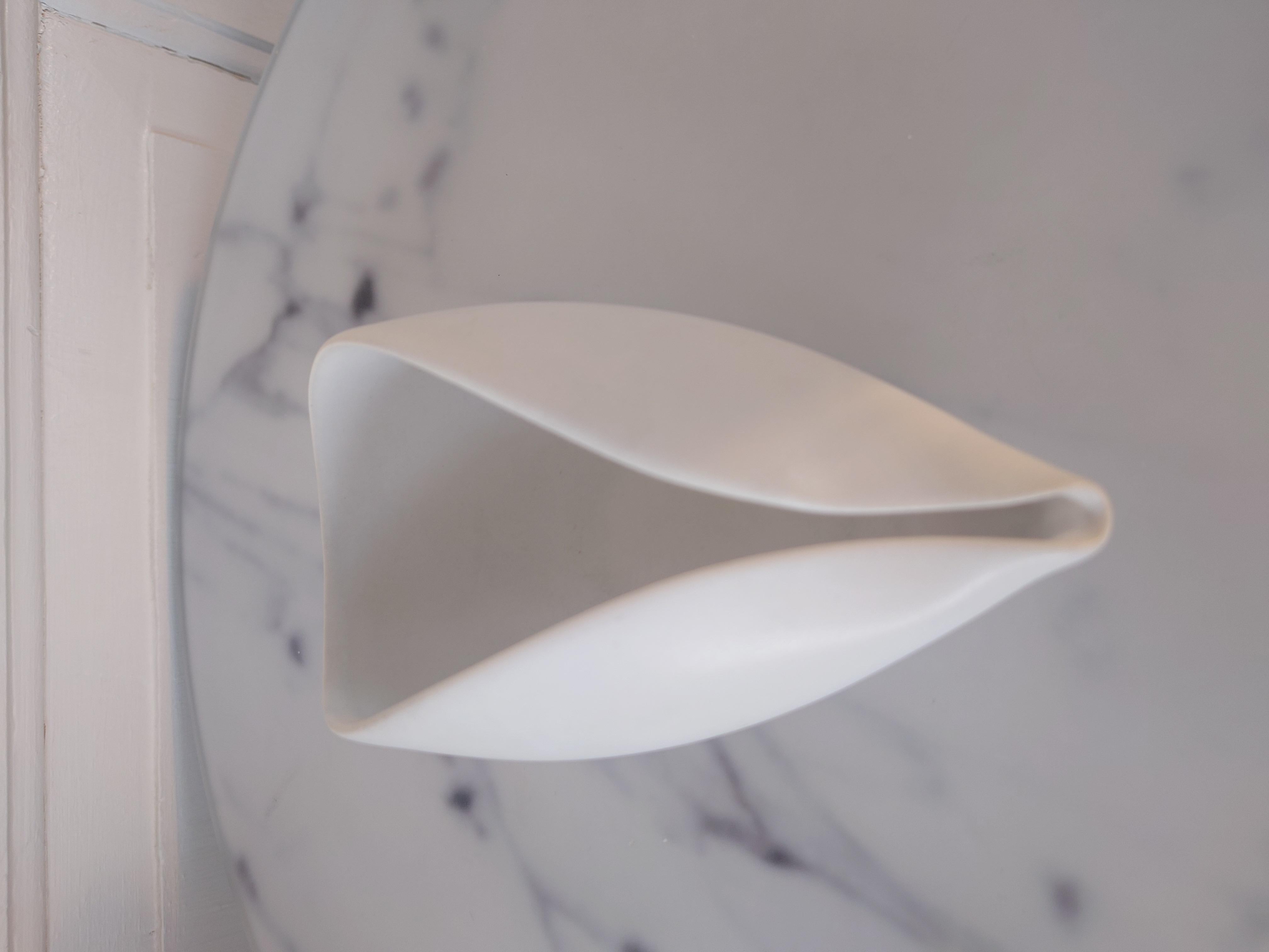 Bol suédois Modernity Veckla par Stig Lindberg Gustavsberg 1950s en vente 3