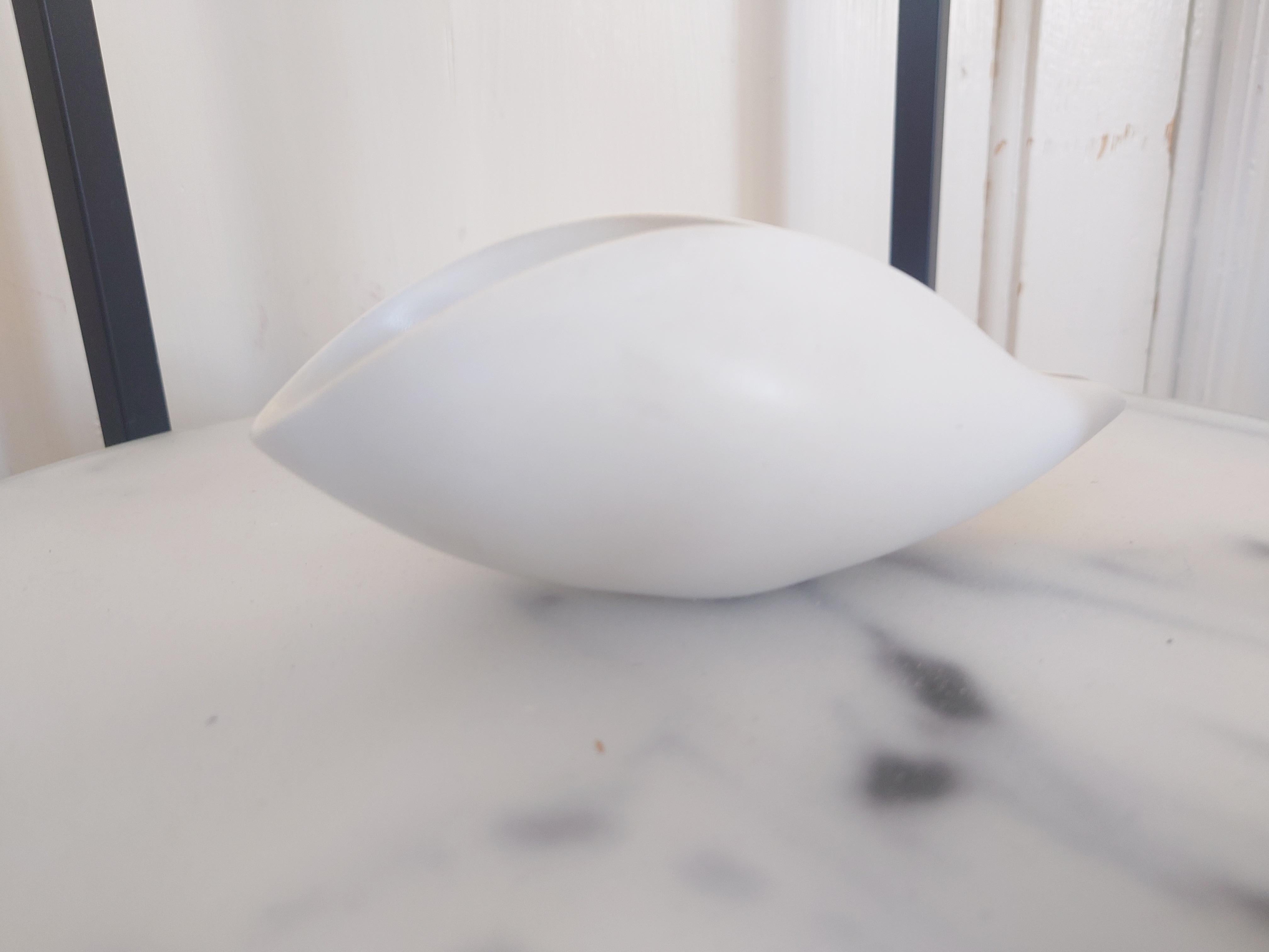 Bol suédois Modernity Veckla par Stig Lindberg Gustavsberg 1950s en vente 6