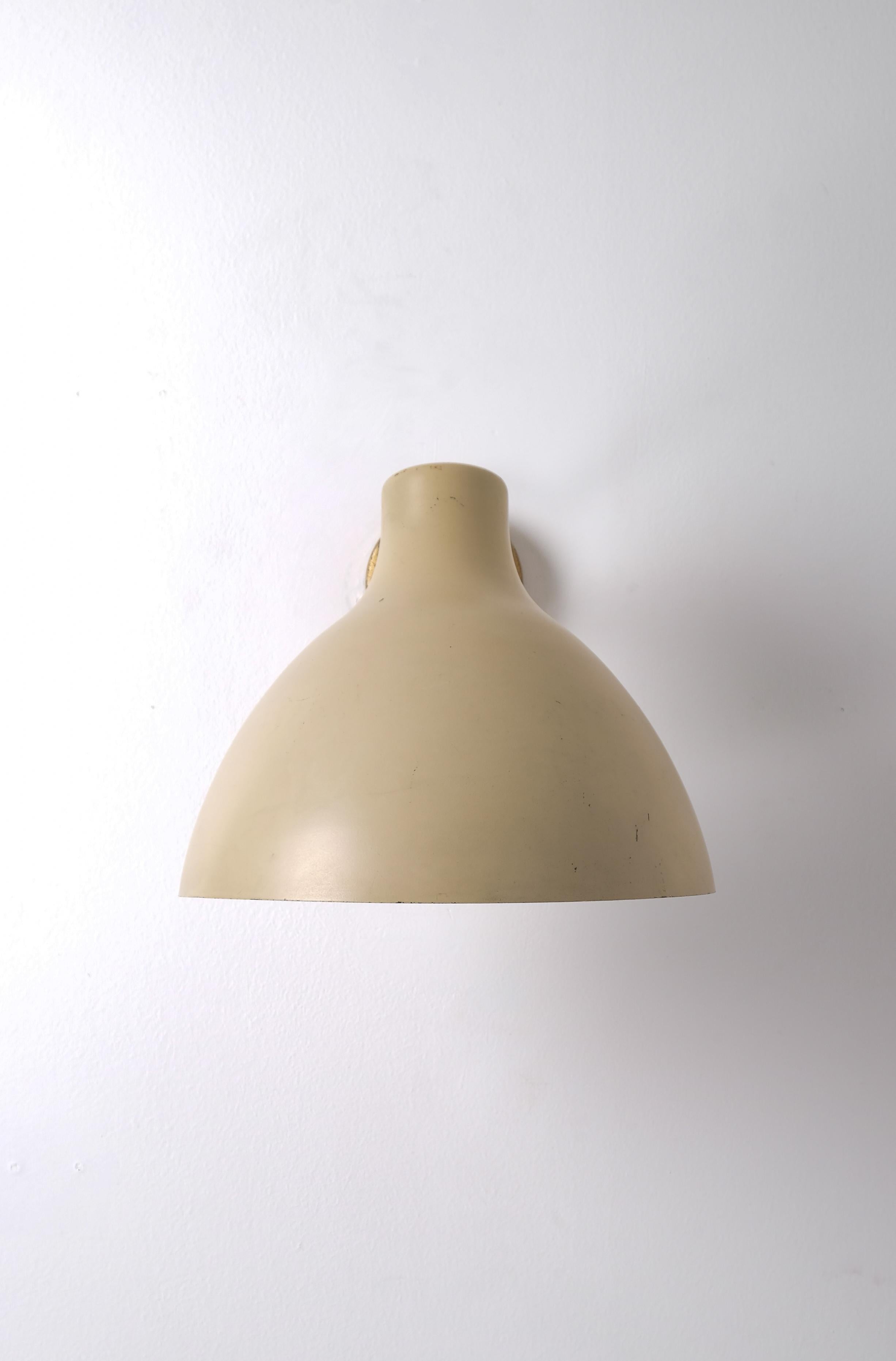 Lámpara de pared moderna sueca de ASEA, década de 1940 Sueco en venta