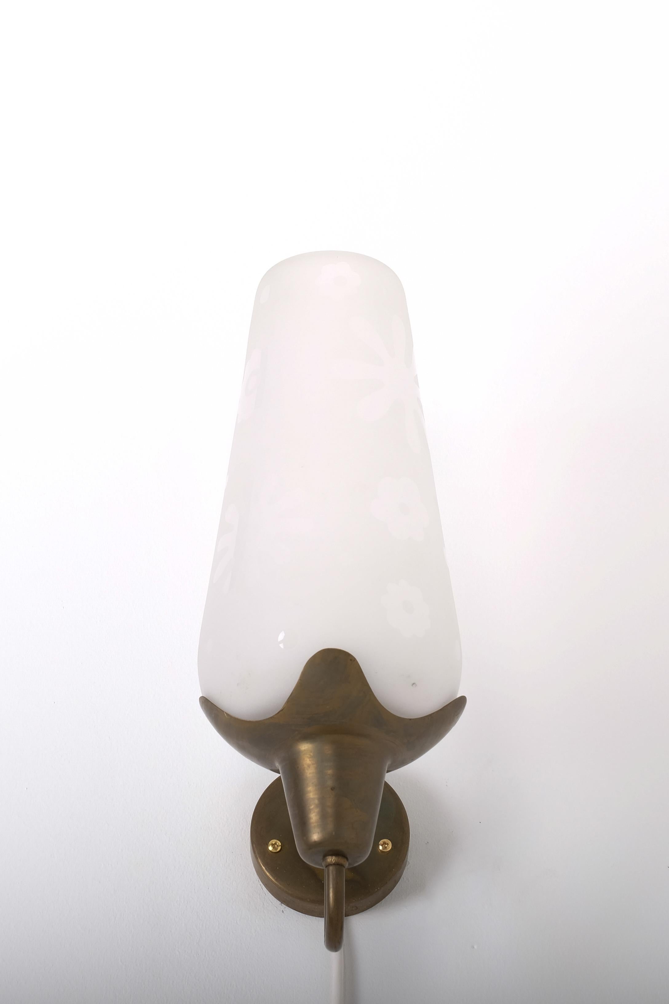 Lámpara de pared moderna sueca de Böhlmarks, década de 1940 Sueco en venta