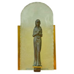 Aplique moderno sueco, Virgen María, latón y cristal esmerilado, años 30
