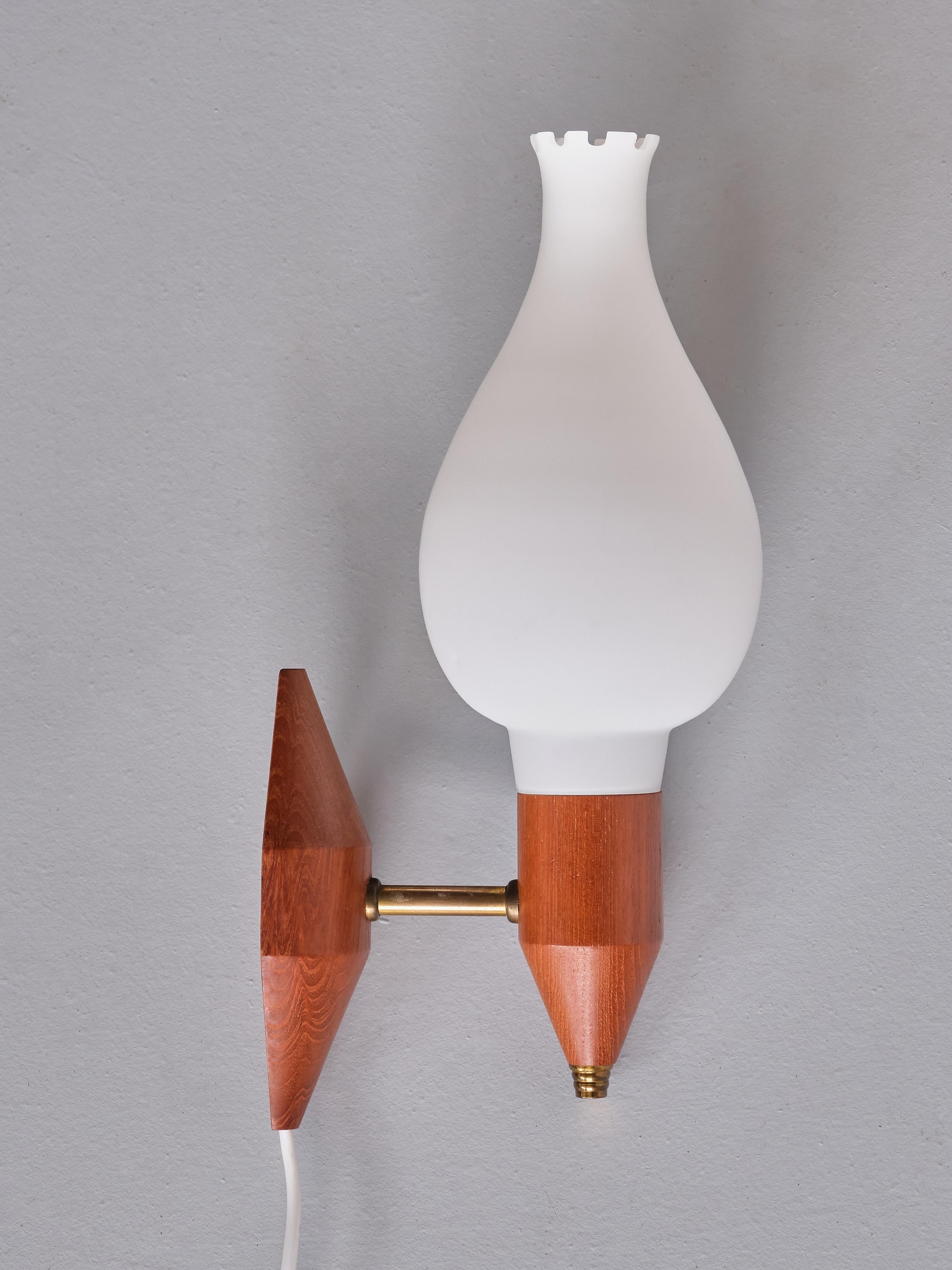 Swedish Modern Wall Lamps in Teak Wood, Brass and Opaline Glass, Sweden, 1950s For Sale 3