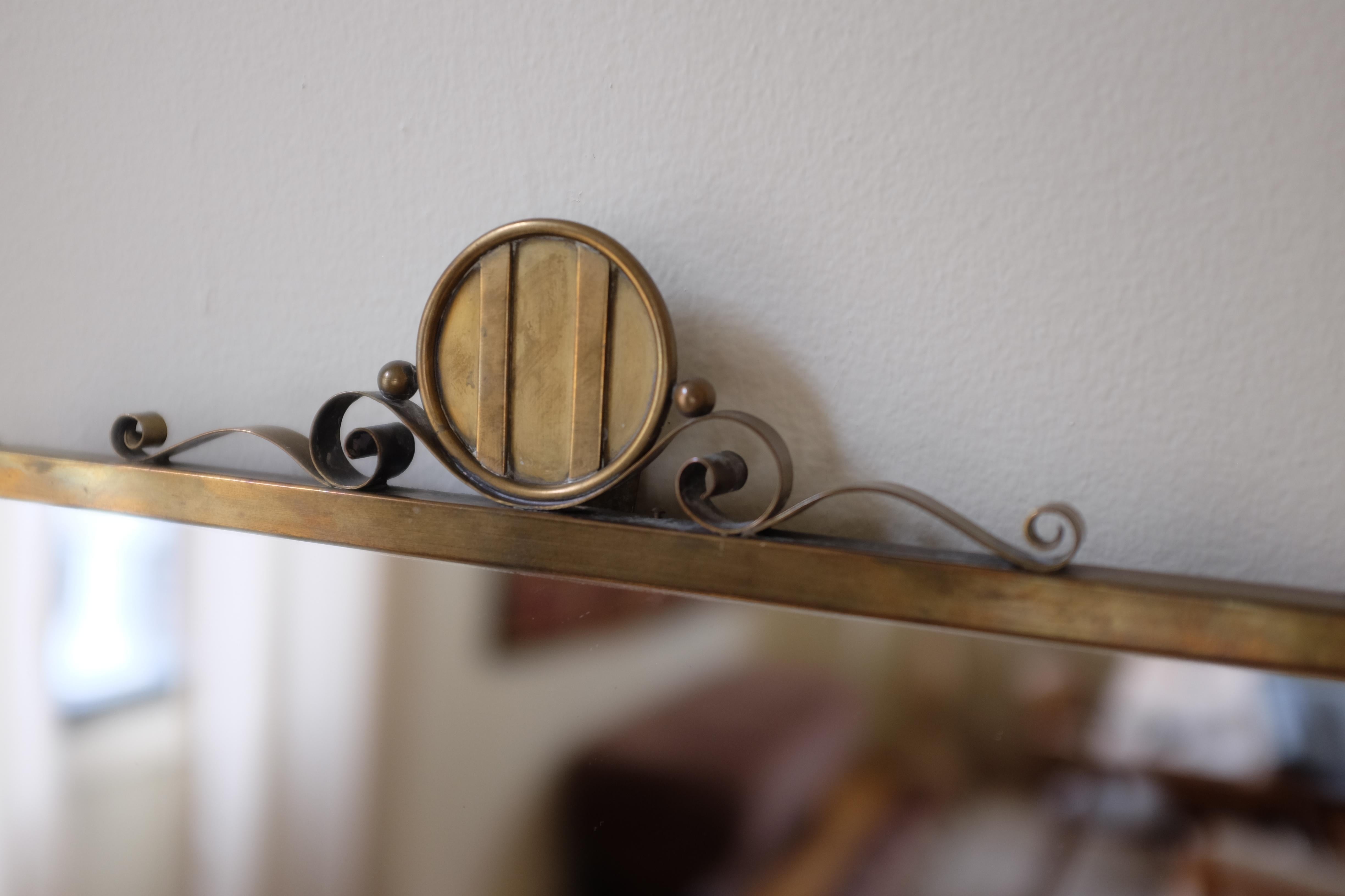 Swedish Modern Wall Mirror In condizioni buone in vendita a New York, NY