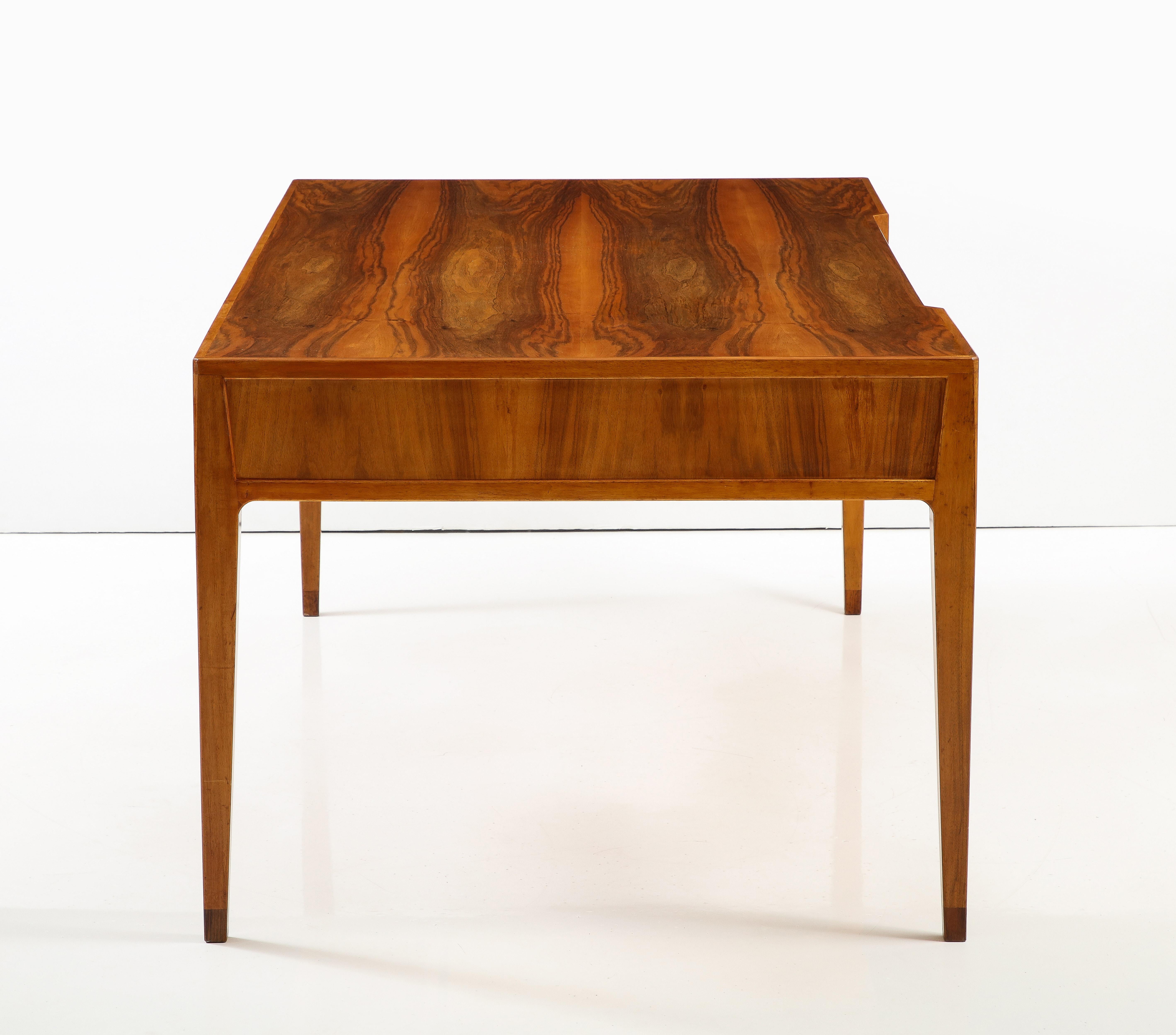 Swedish Modern Walnut Desk, Jarnforsens Kontorsmöbler, Stockholm, Circa 1960s For Sale 10