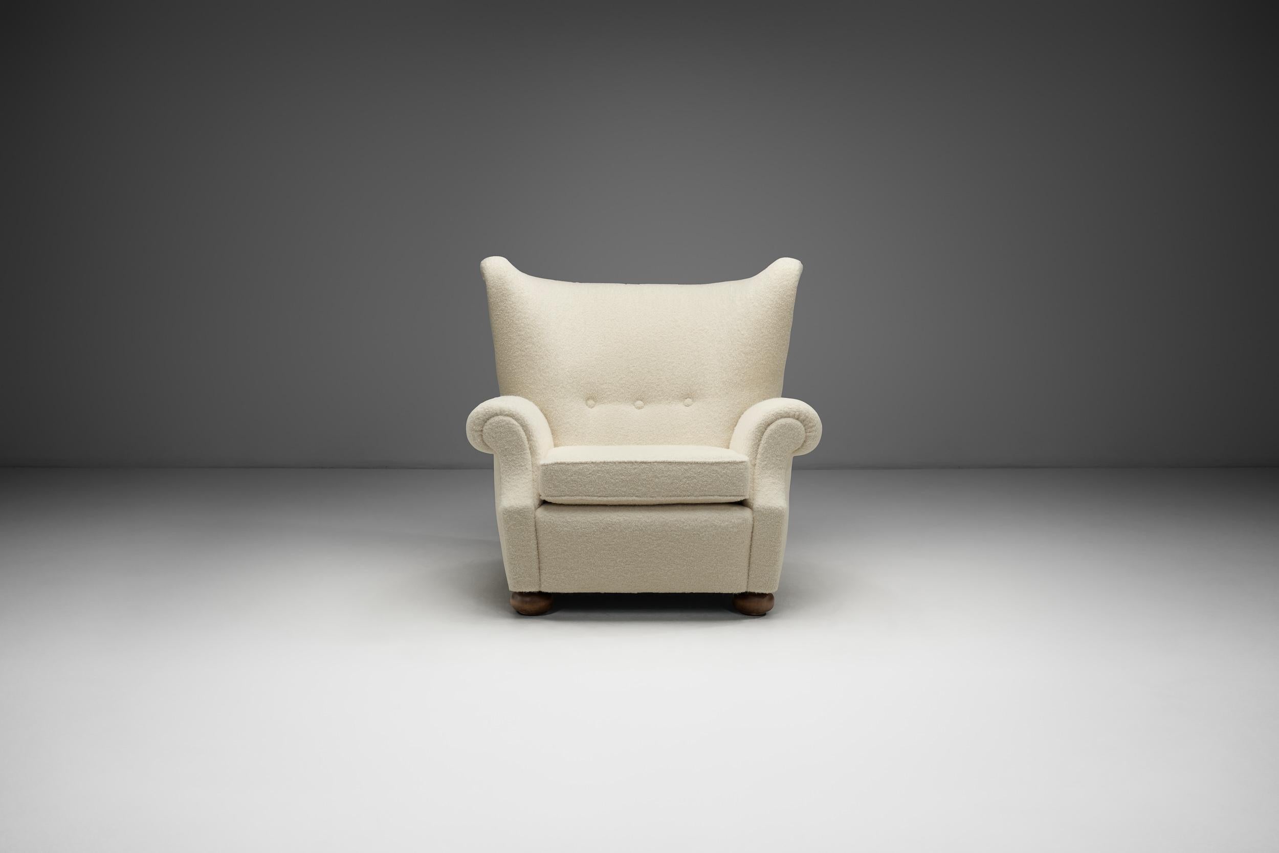 Scandinavian Modern Swedish Modern Wing-Back Armchair, Sweden ca 1940s For Sale