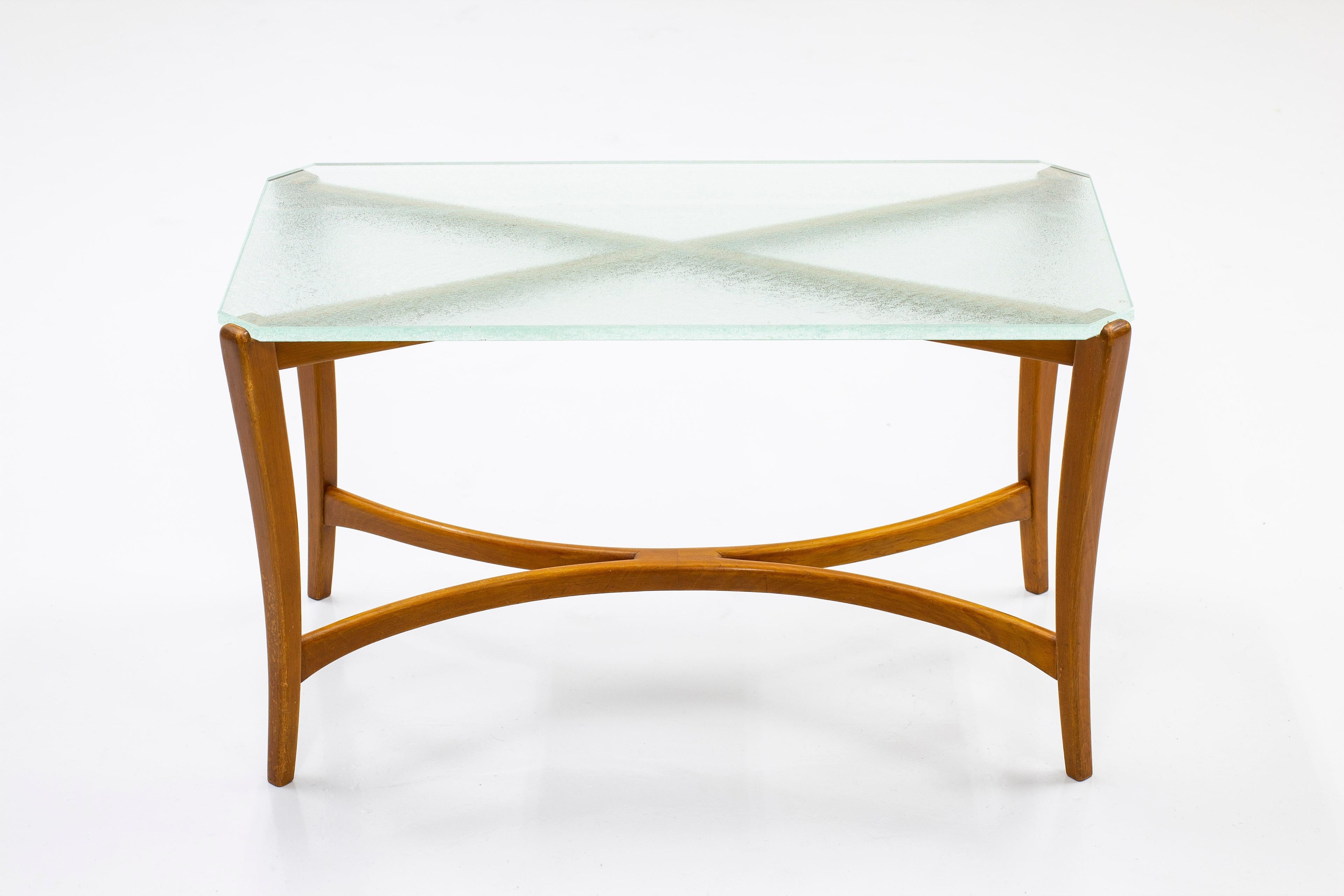 Swedish Modern Wood and Glass Sofa Table by Nordiska Kompaniet, Sweden, 1939 For Sale 6