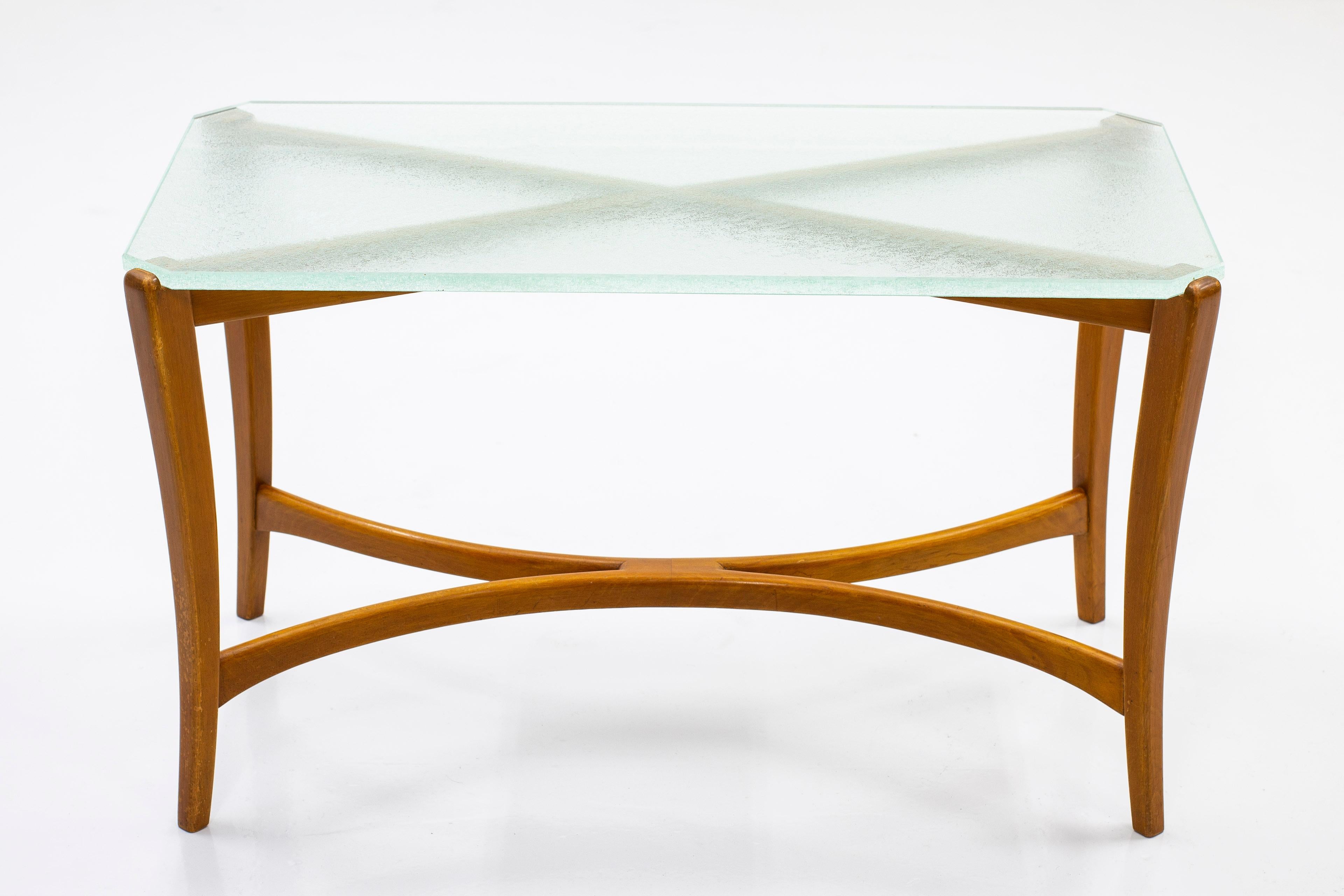Swedish modern sofa table produced by Nordiska Kompaniet. According to the NK ledger the table is titled 
