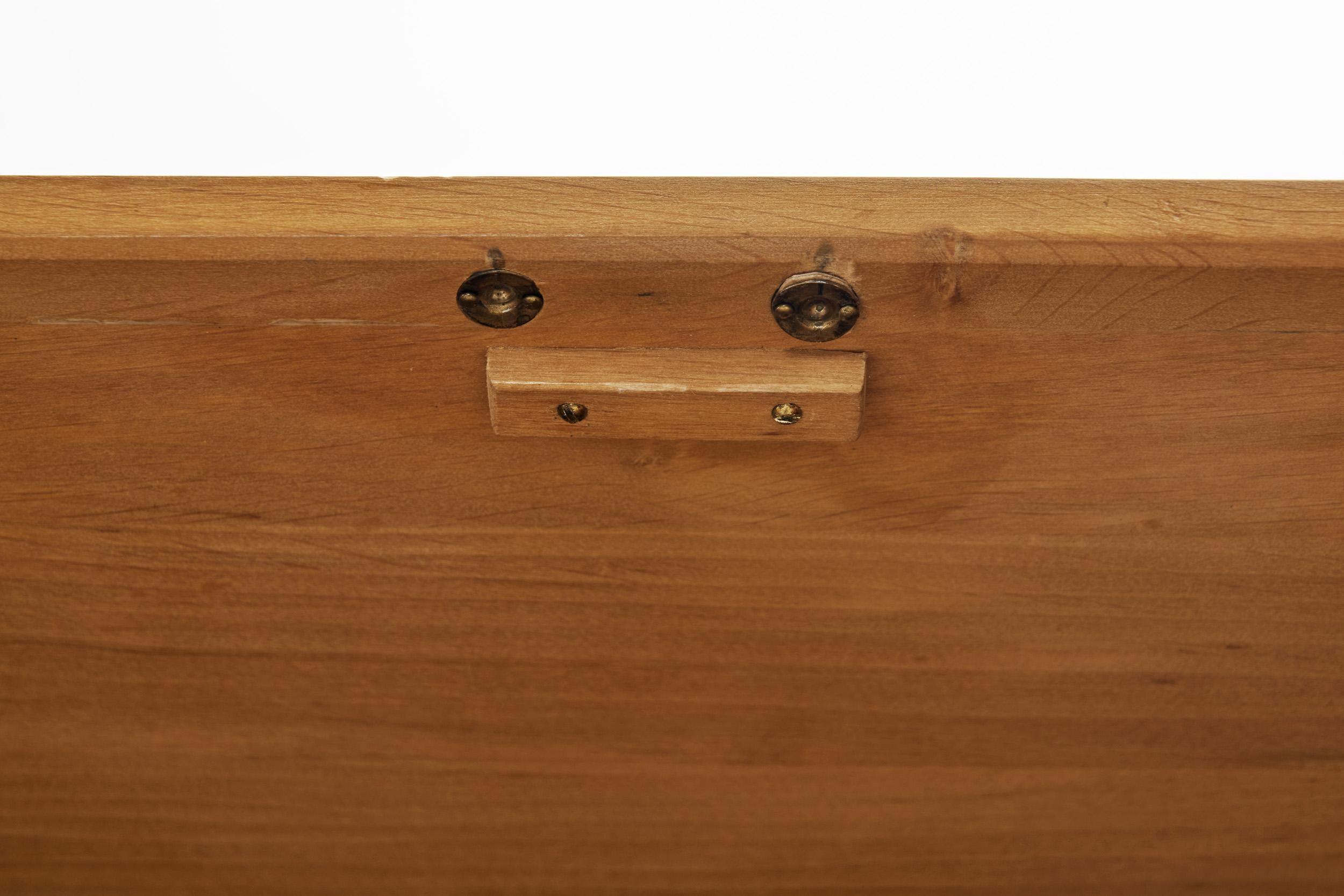 Armario moderno sueco de madera de Ulf Ekdahl (Attr.), Suecia mediados del siglo XX en venta 11