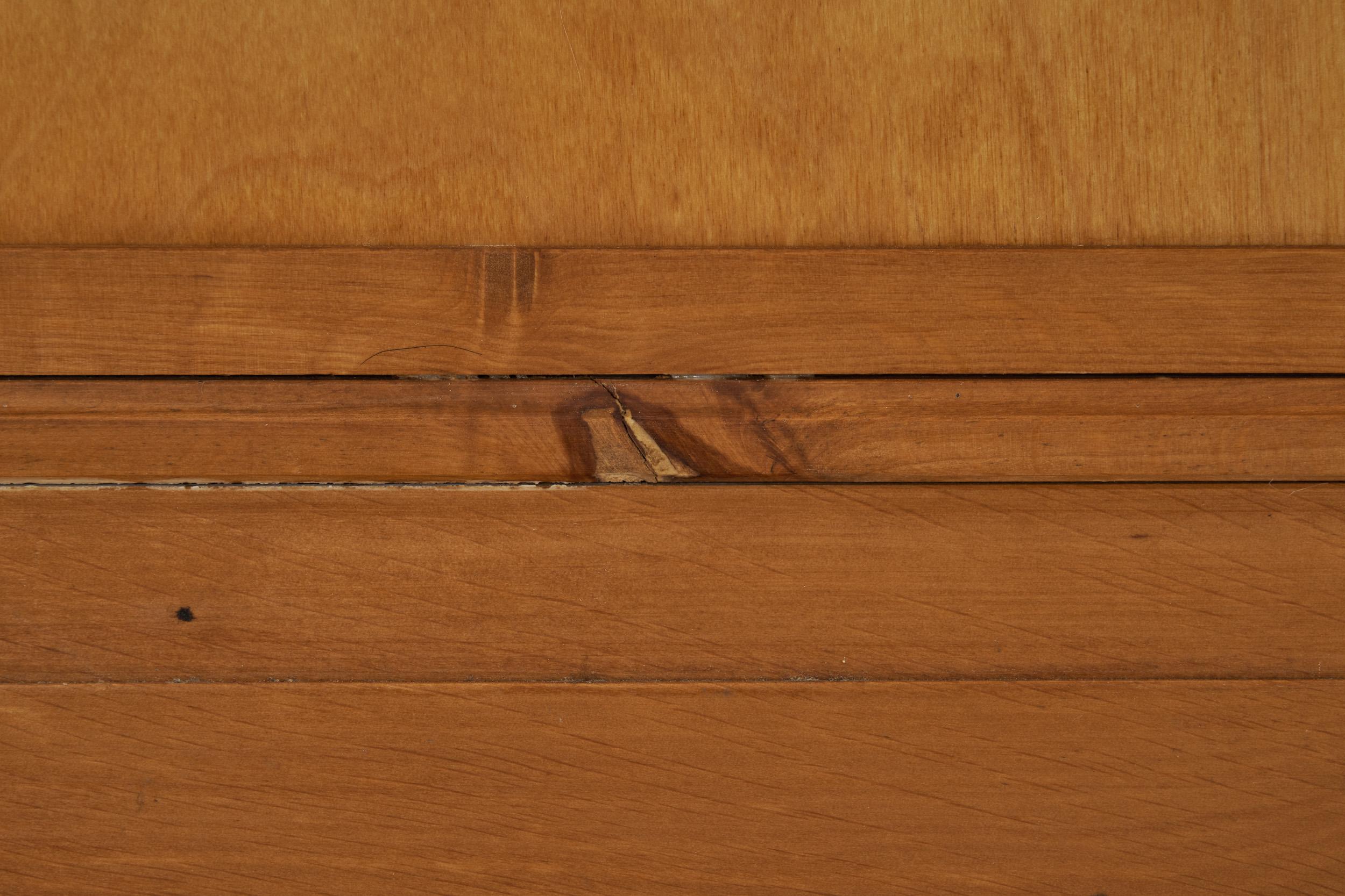 Armario moderno sueco de madera de Ulf Ekdahl (Attr.), Suecia mediados del siglo XX en venta 12