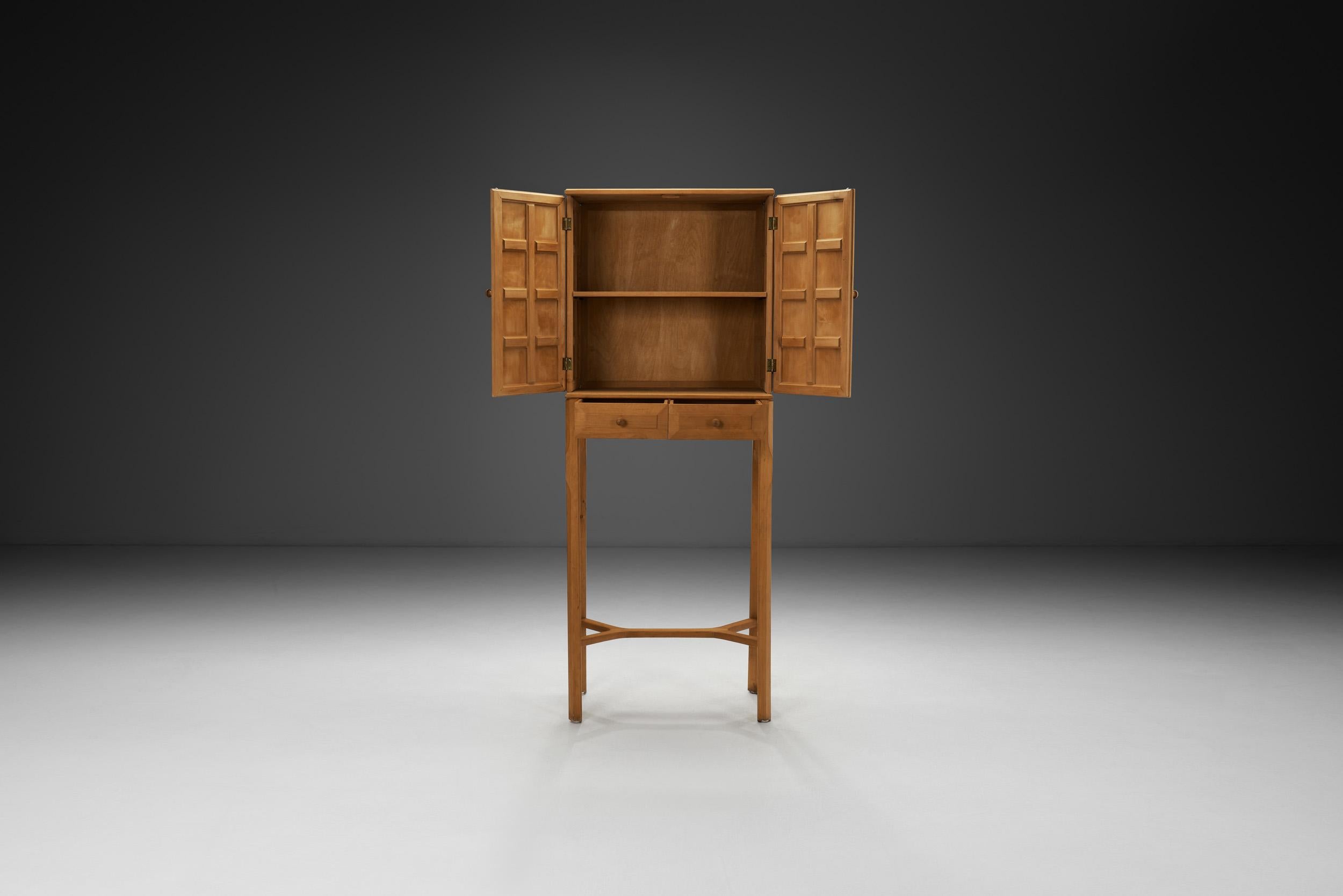 Armario moderno sueco de madera de Ulf Ekdahl (Attr.), Suecia mediados del siglo XX en Bueno estado para la venta en Utrecht, NL