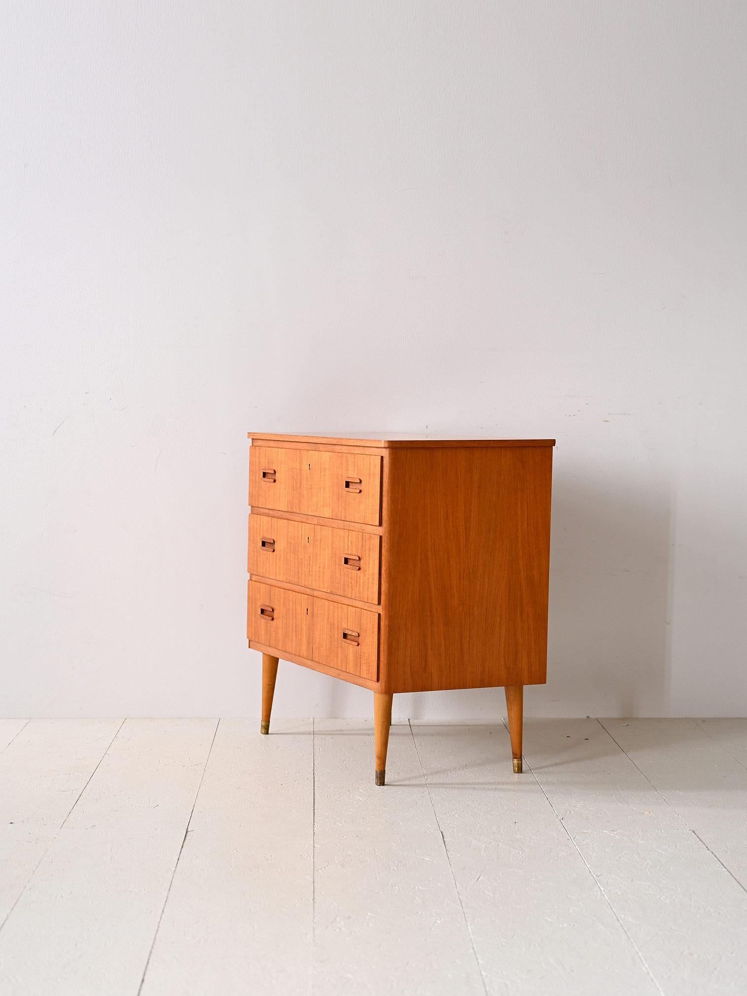 Swedish modernist chest of drawers In Good Condition In Brescia, IT