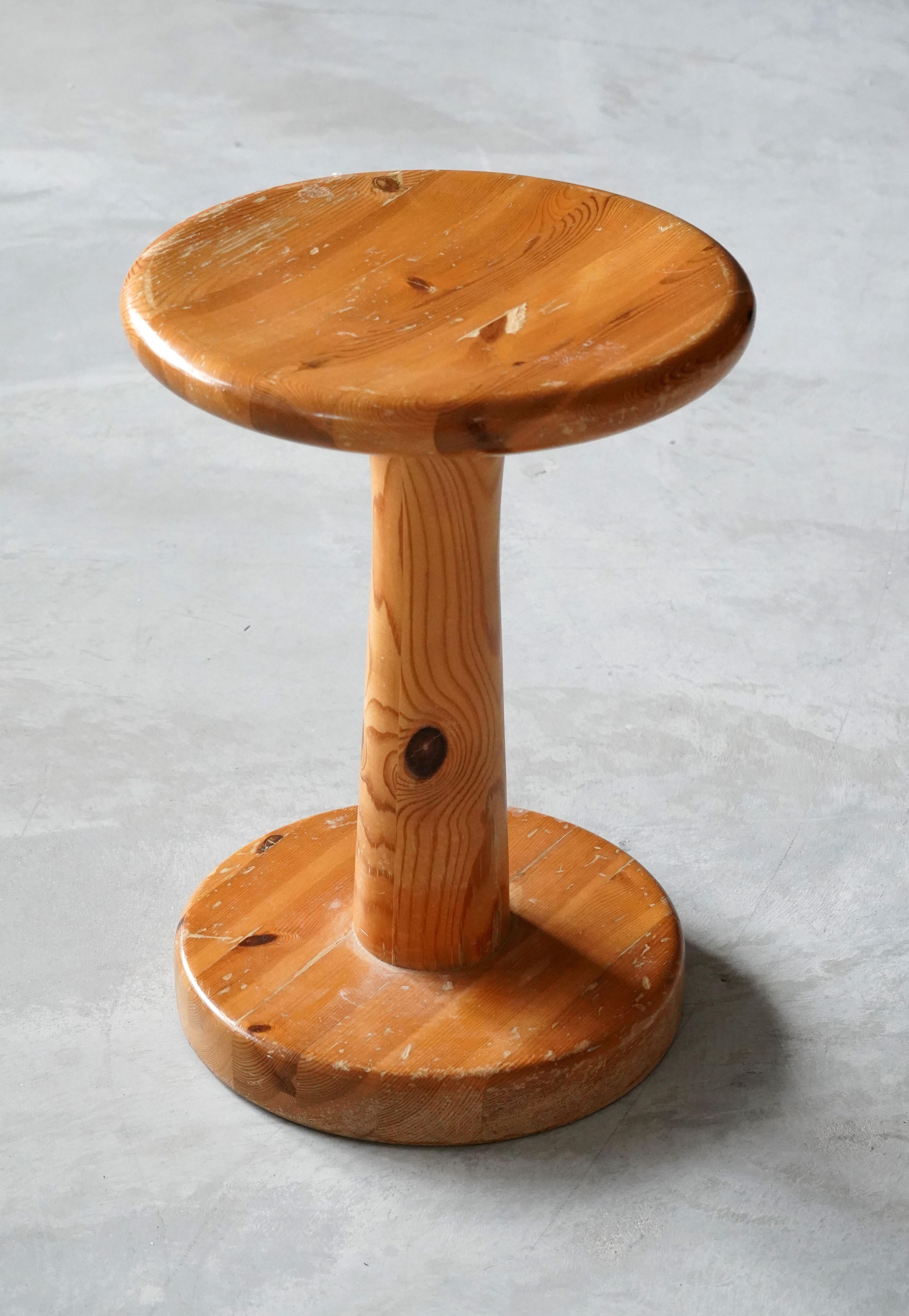 A Swedish pinewood stool or side table. By unknown designer, 1960s. Purity of form enhances the beauty of wood. 

Other designers of the period include Pierre Chapo, Charlotte Perriand, Axel Einar Hjorth, and Kaare Klint.





 