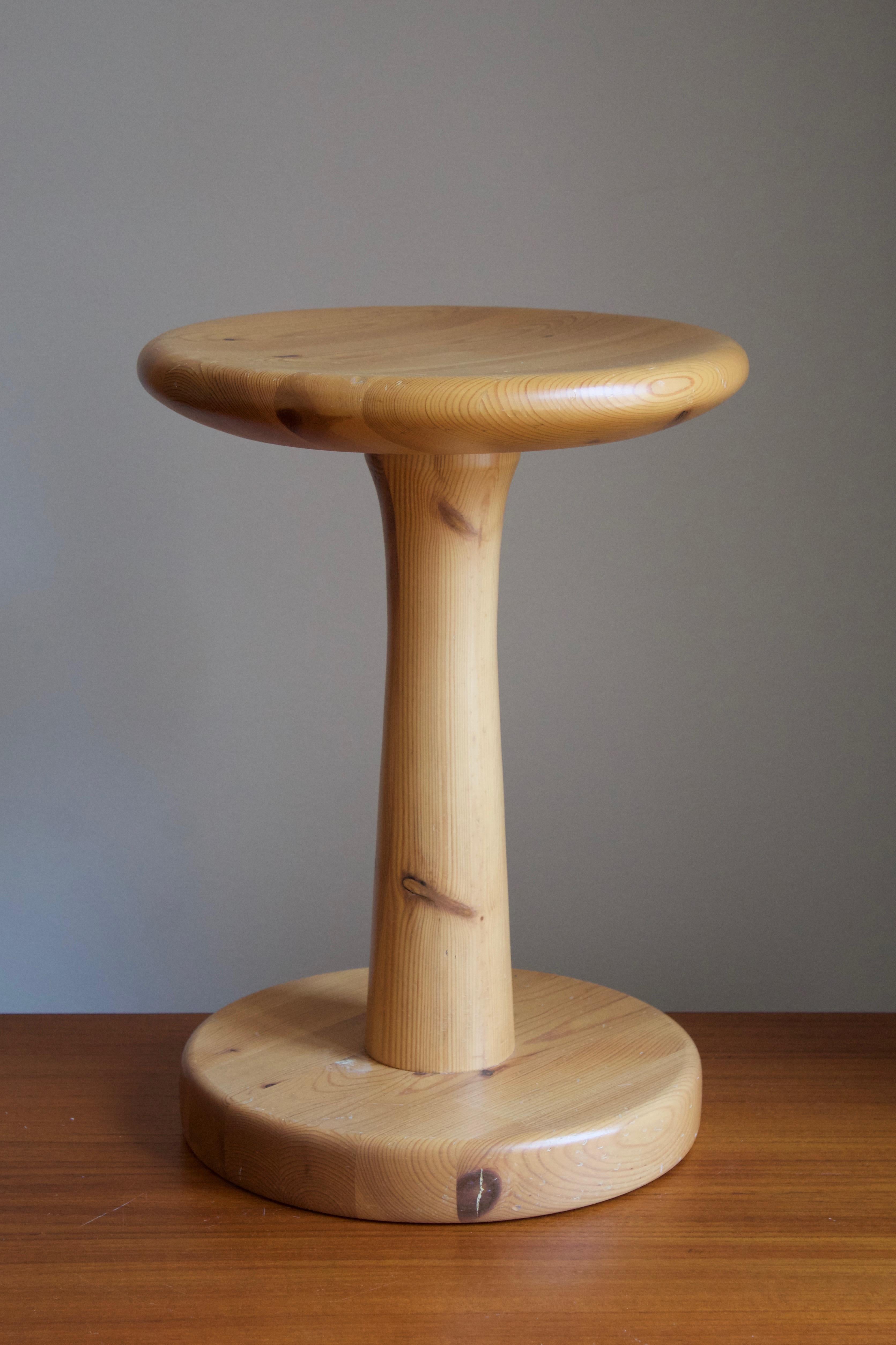A Swedish pinewood stool or side table. By unknown designer, 1970s.

Other designers of the period include Pierre Chapo, Charlotte Perriand, Axel Einar Hjorth, and Kaare Klint.





 