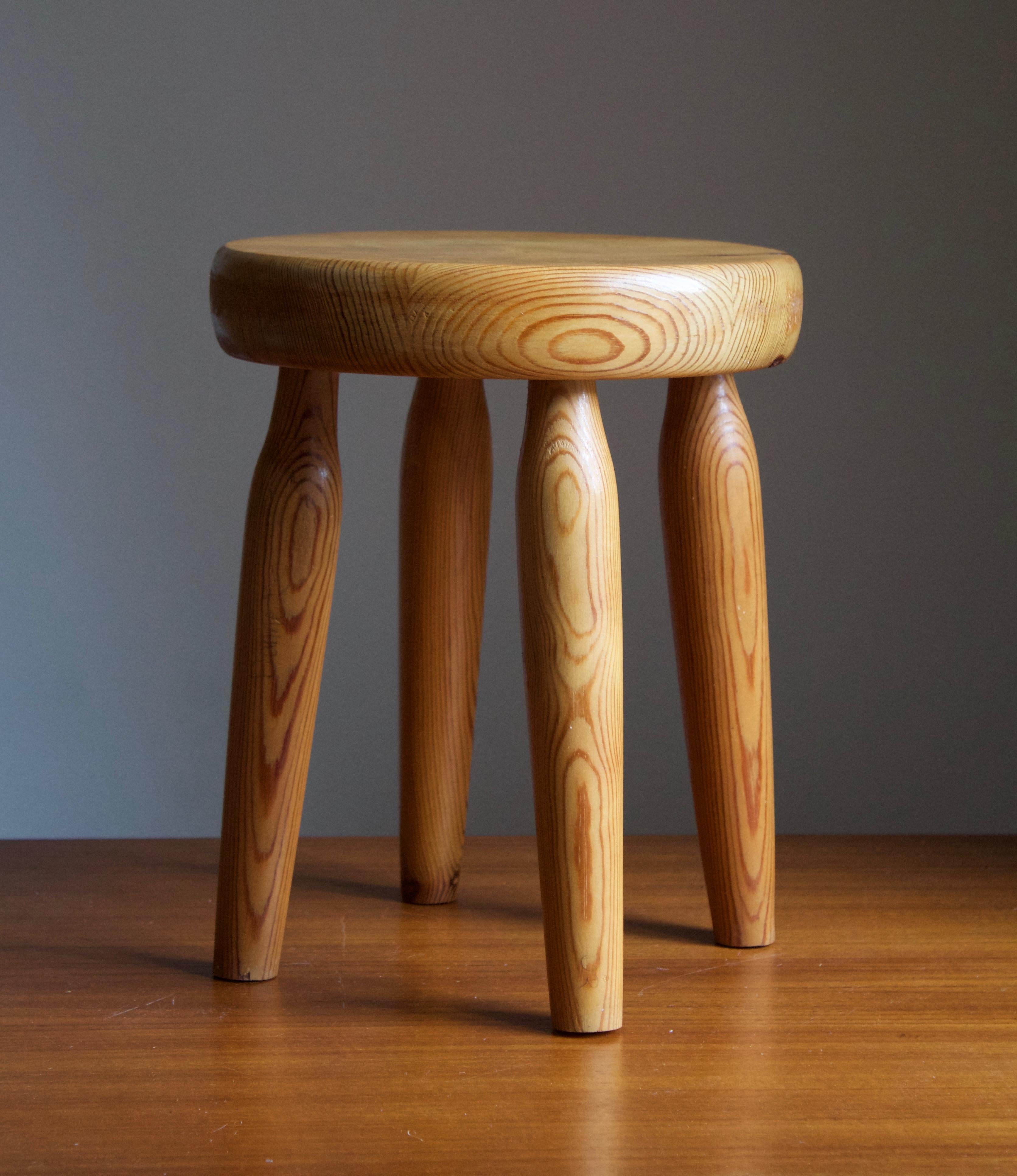 A small Swedish pinewood stool or side table. By unknown designer, 1970s.

Other designers of the period include Pierre Chapo, Charlotte Perriand, Axel Einar Hjorth, and Kaare Klint.





 