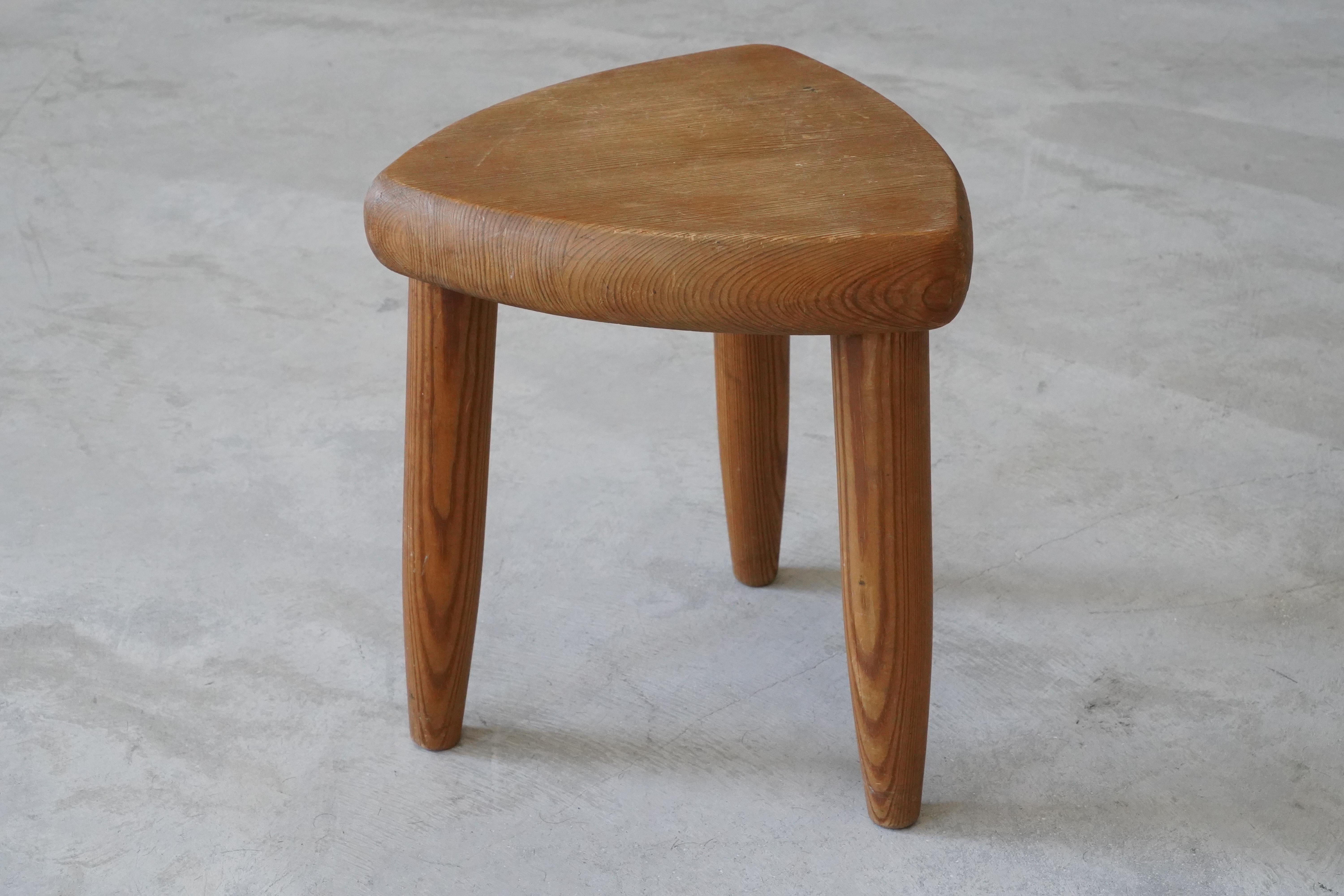A Swedish pinewood stool. By unknown designer, c. 1960s. Features simple form and pure expression.





 