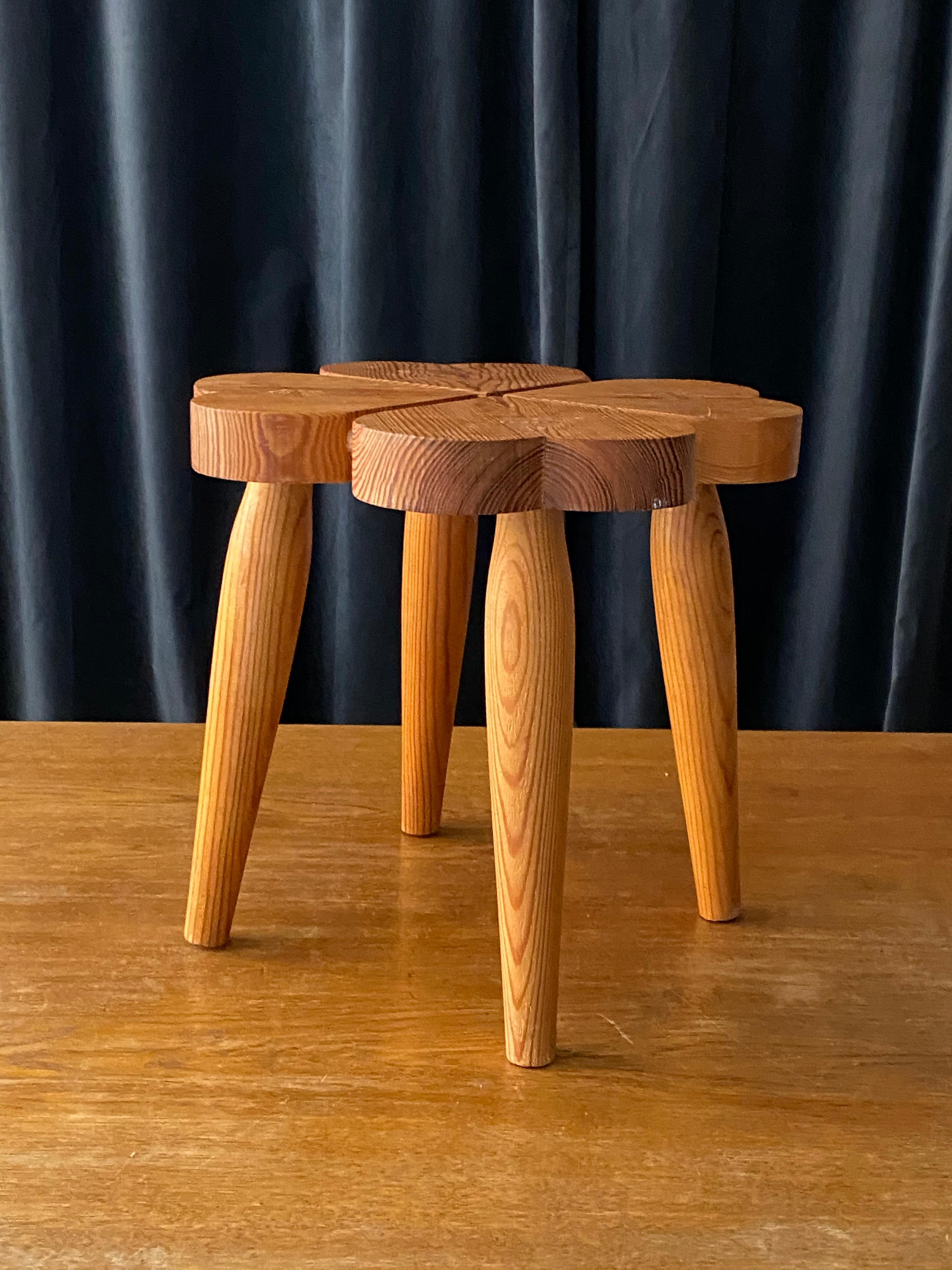 Swedish Modernist Designer, Organic Stool, Sculpted Stained Pine, Sweden, 1960s In Good Condition In High Point, NC