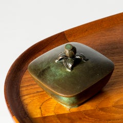 Caja con tapa de estilo modernista sueco en bronce patinado, de GAB, década de 1930