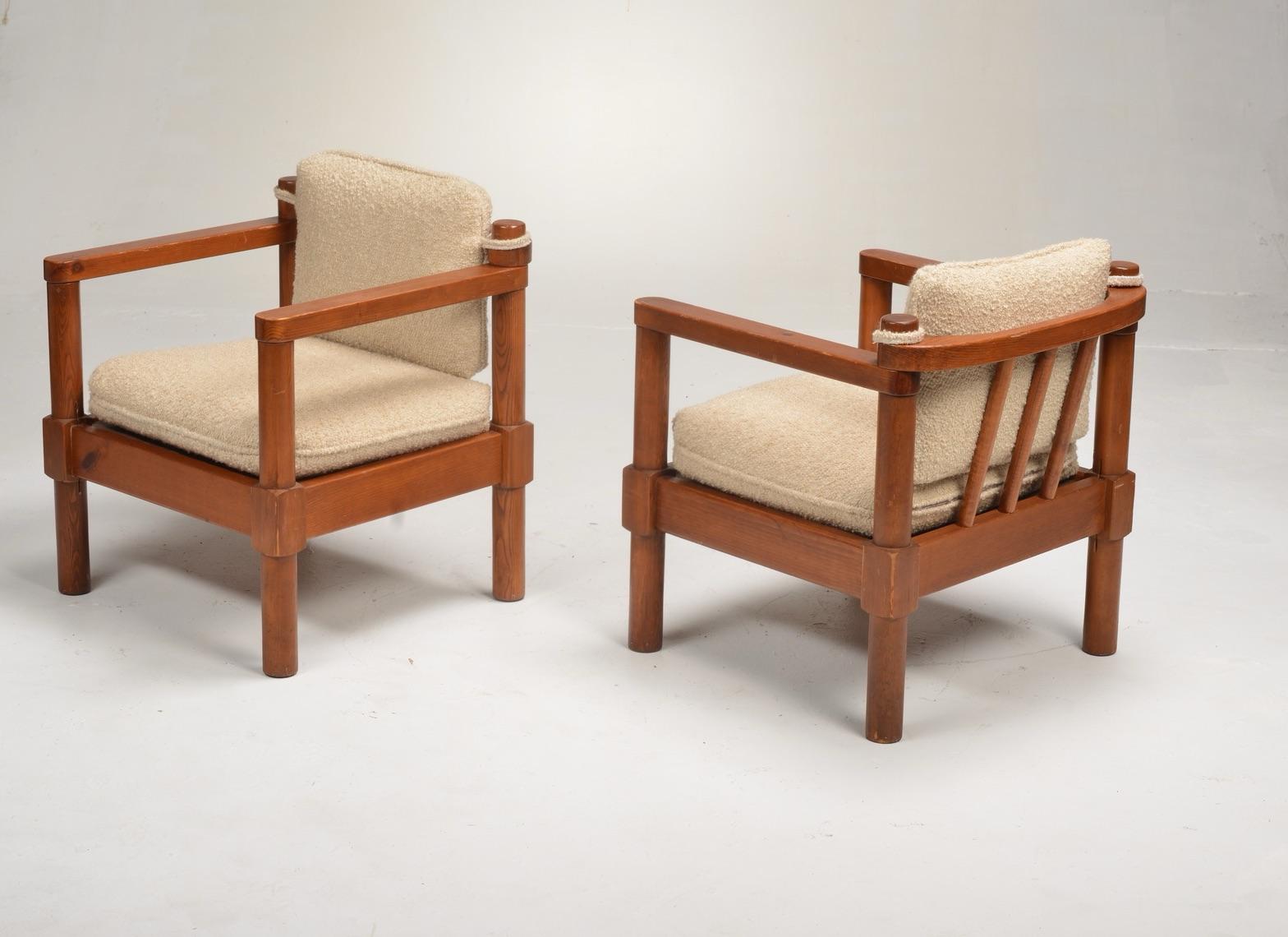 Schwedische Modernist Lounge Chairs aus Kiefer (Skandinavische Moderne) im Angebot