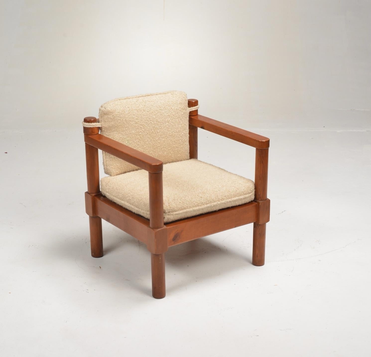 Schwedische Modernist Lounge Chairs aus Kiefer (20. Jahrhundert) im Angebot