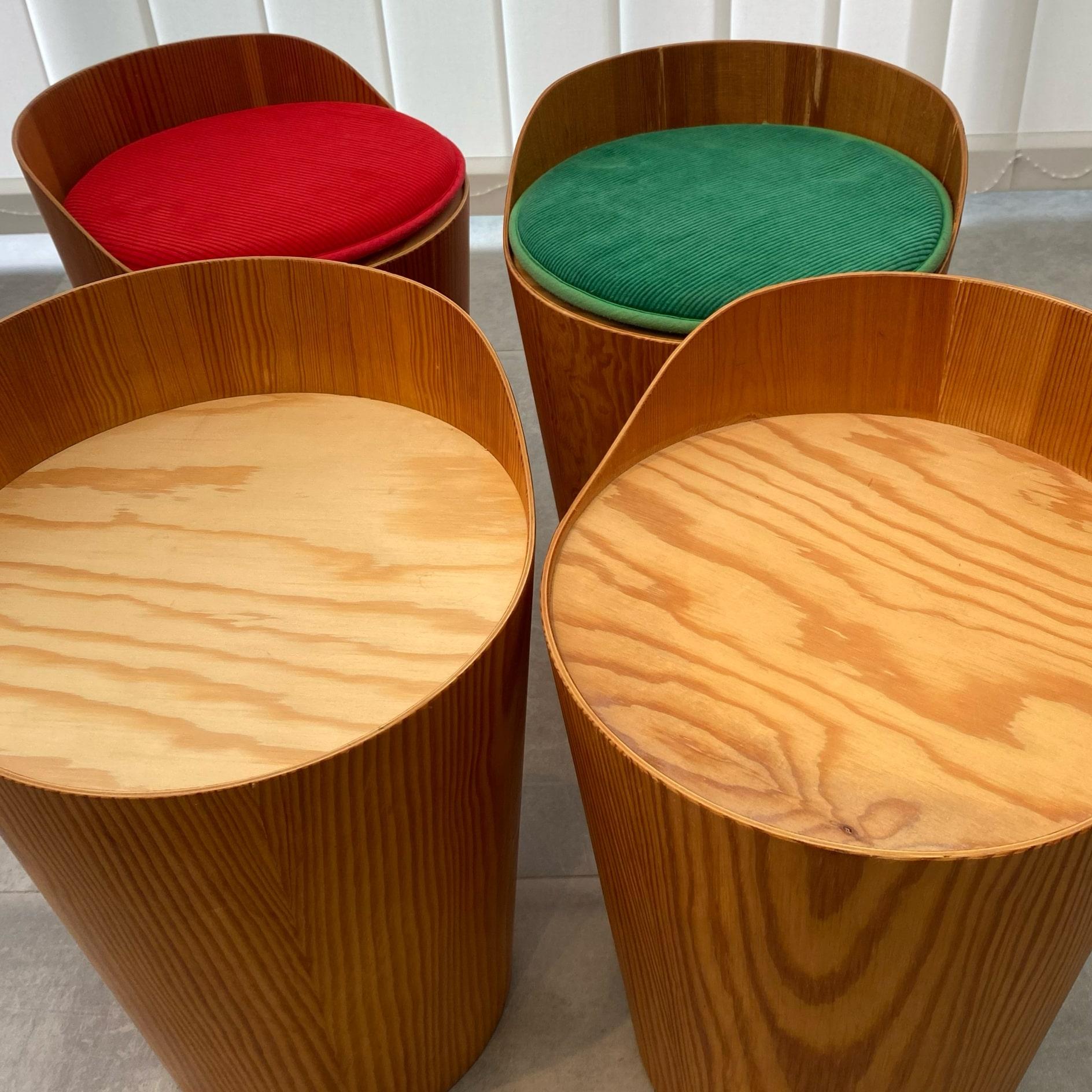 Swedish modernist pinewood stools by Martin Åberg, Servex, 1960s For Sale 3