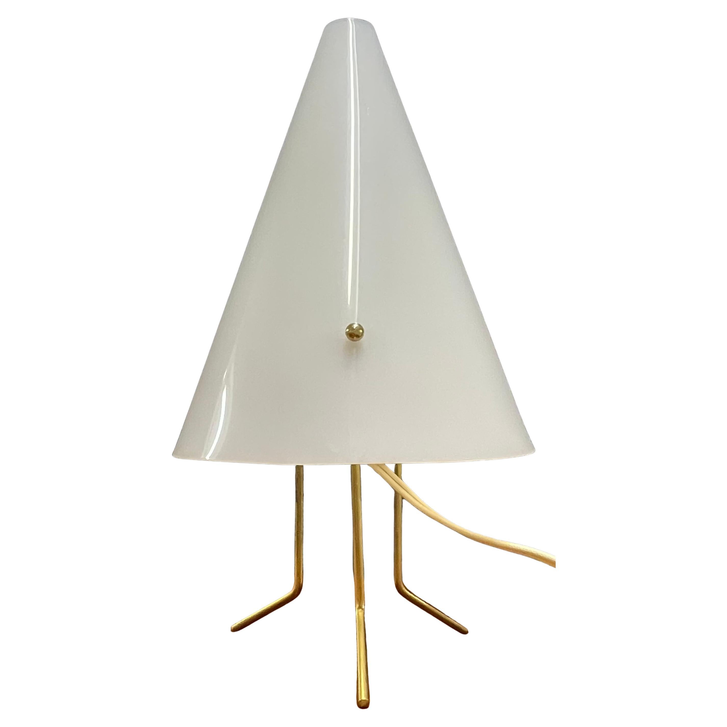 Schwedische modernistische Tischlampe im Angebot
