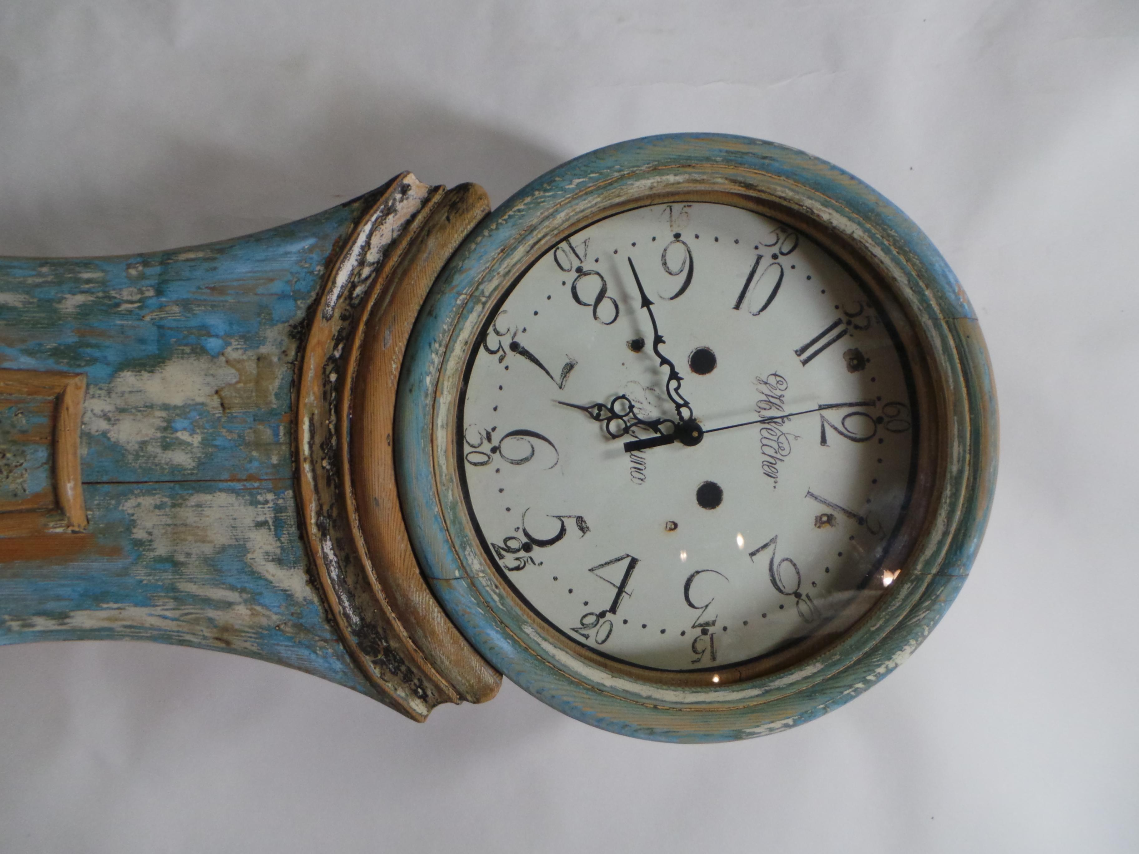 Swedish Mora Clock 100% Original Paint  In Good Condition For Sale In Hollywood, FL