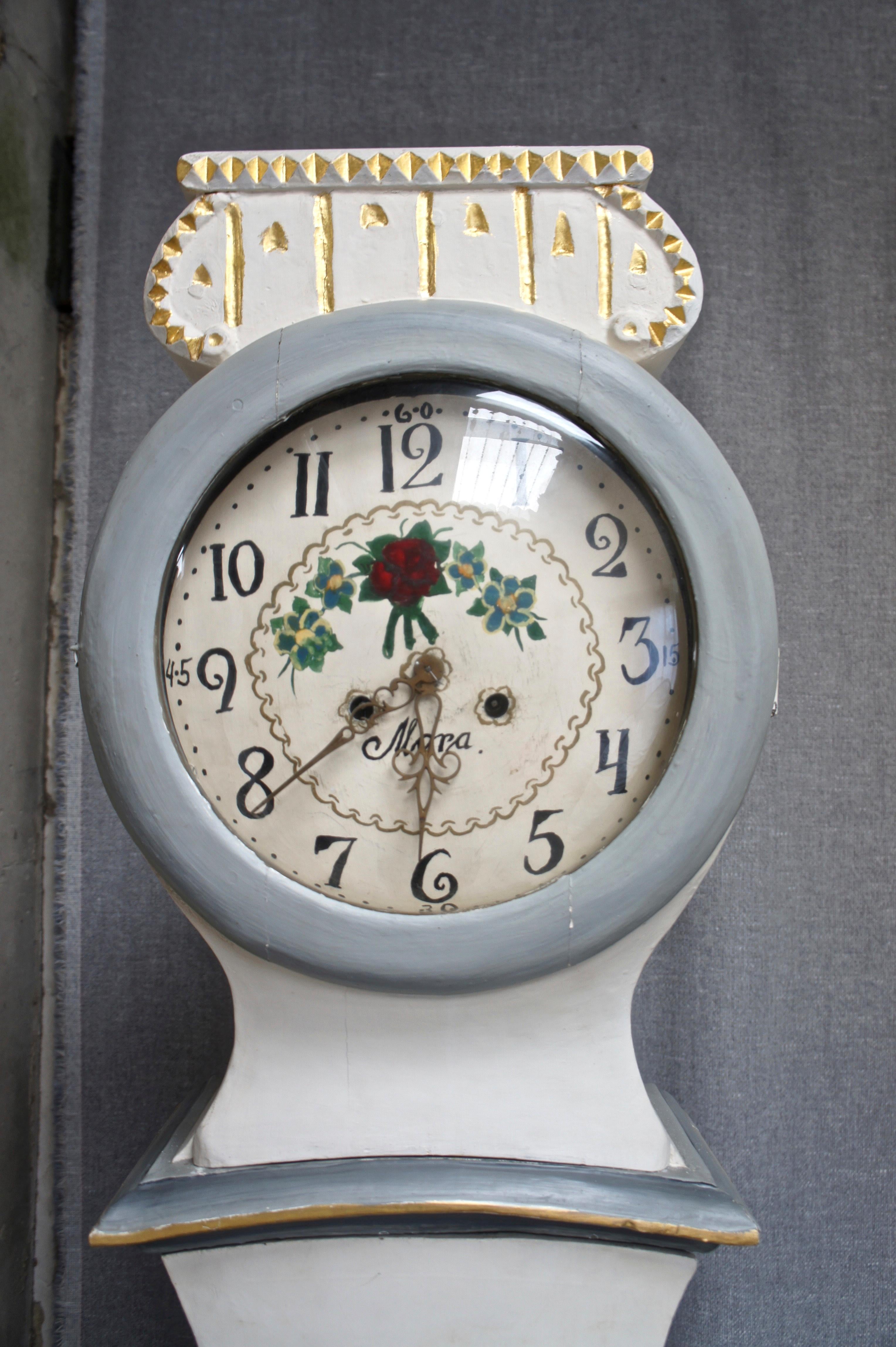 Early Victorian Swedish Mora Clock Antique White Grey Fryksdall Carved Hood Detail, Early 1800s