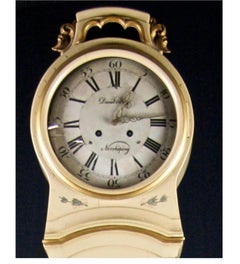Swedish Mora Clock Flowers and Wreath Painted Detail Antique, Early 1800s