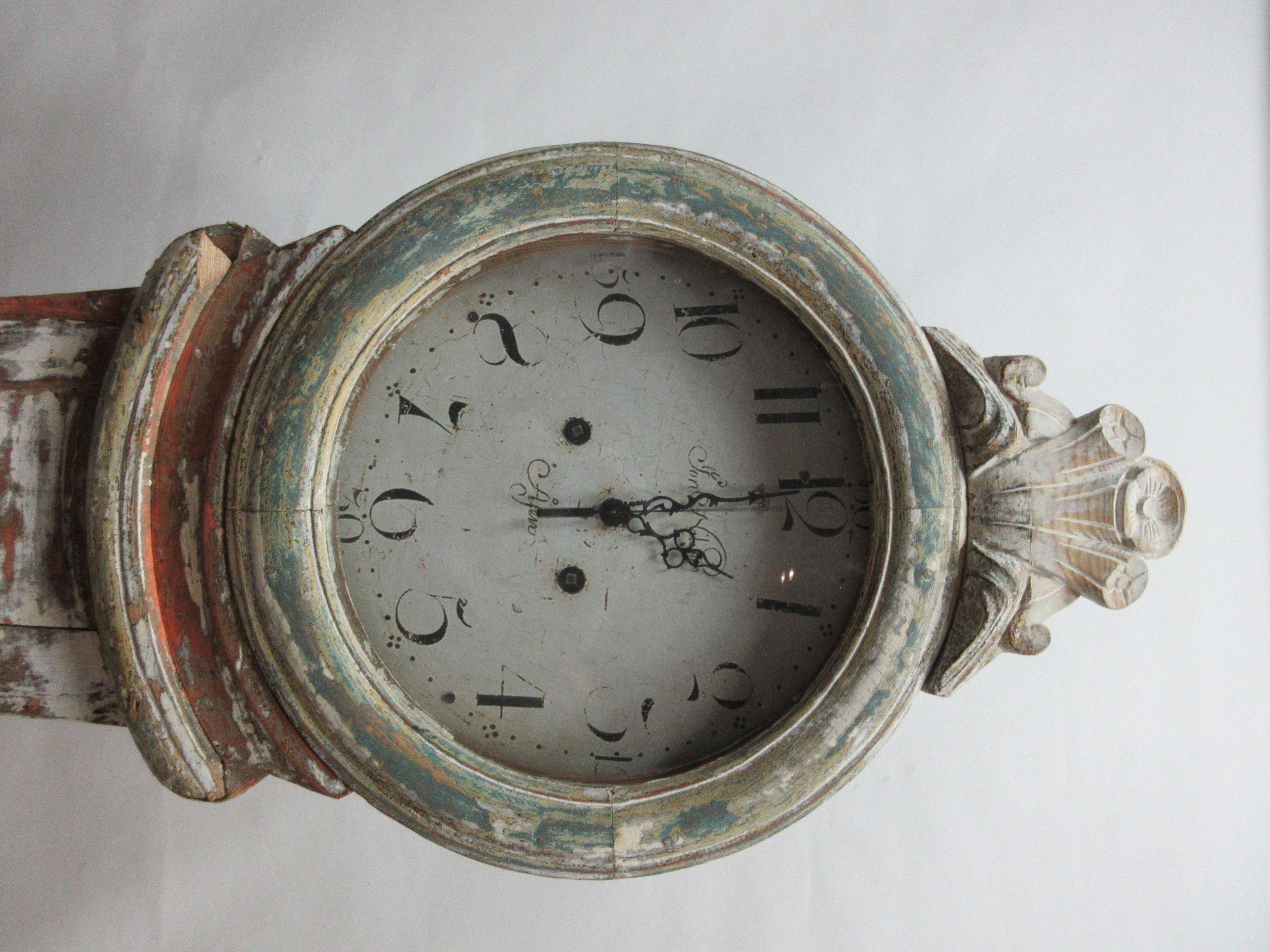 Il s'agit d'une horloge Mora suédoise peinte 100% originale, modèle 