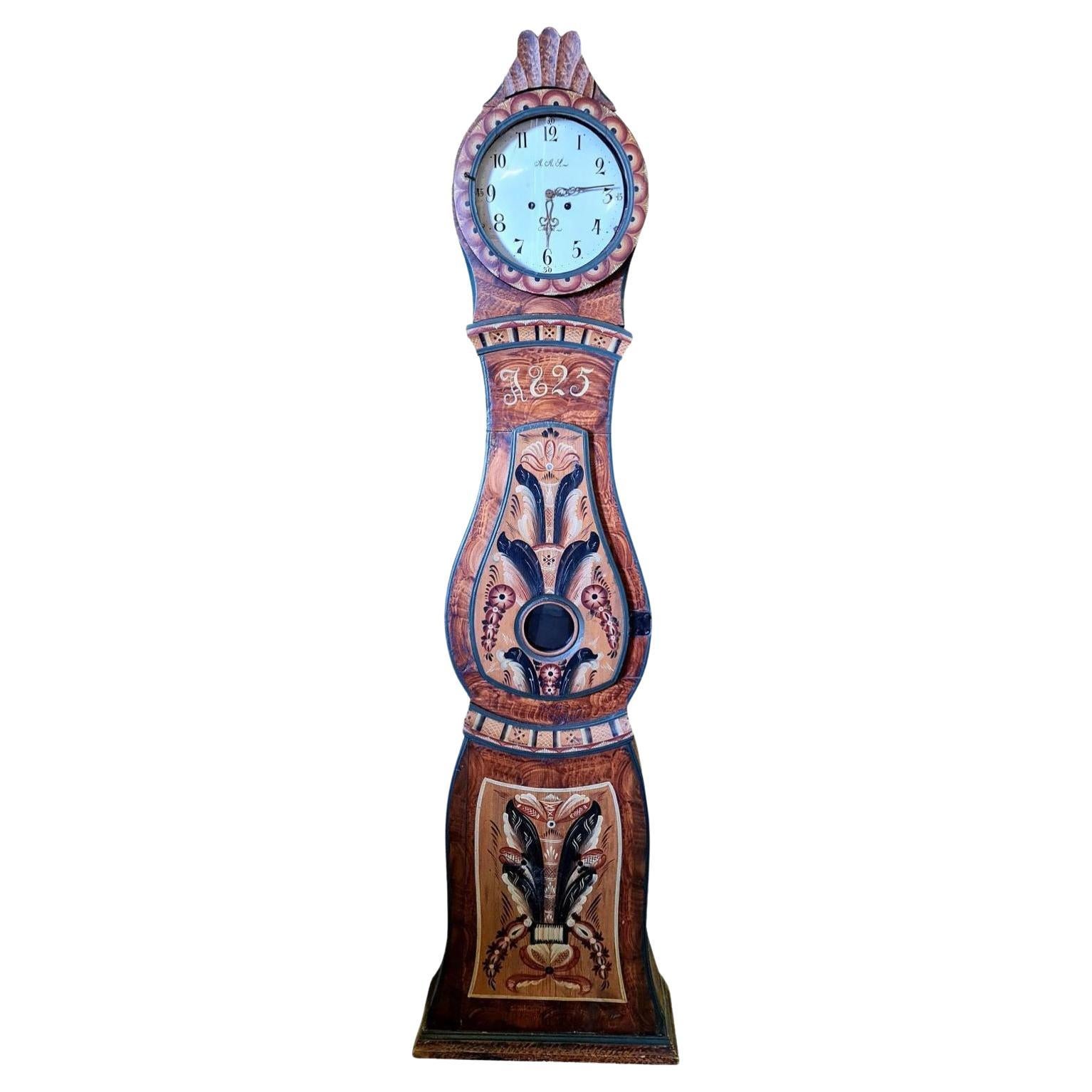 Swedish Mora Clock Kurbits Folk Art Early 1825 Scallop Top Rare Antique For Sale