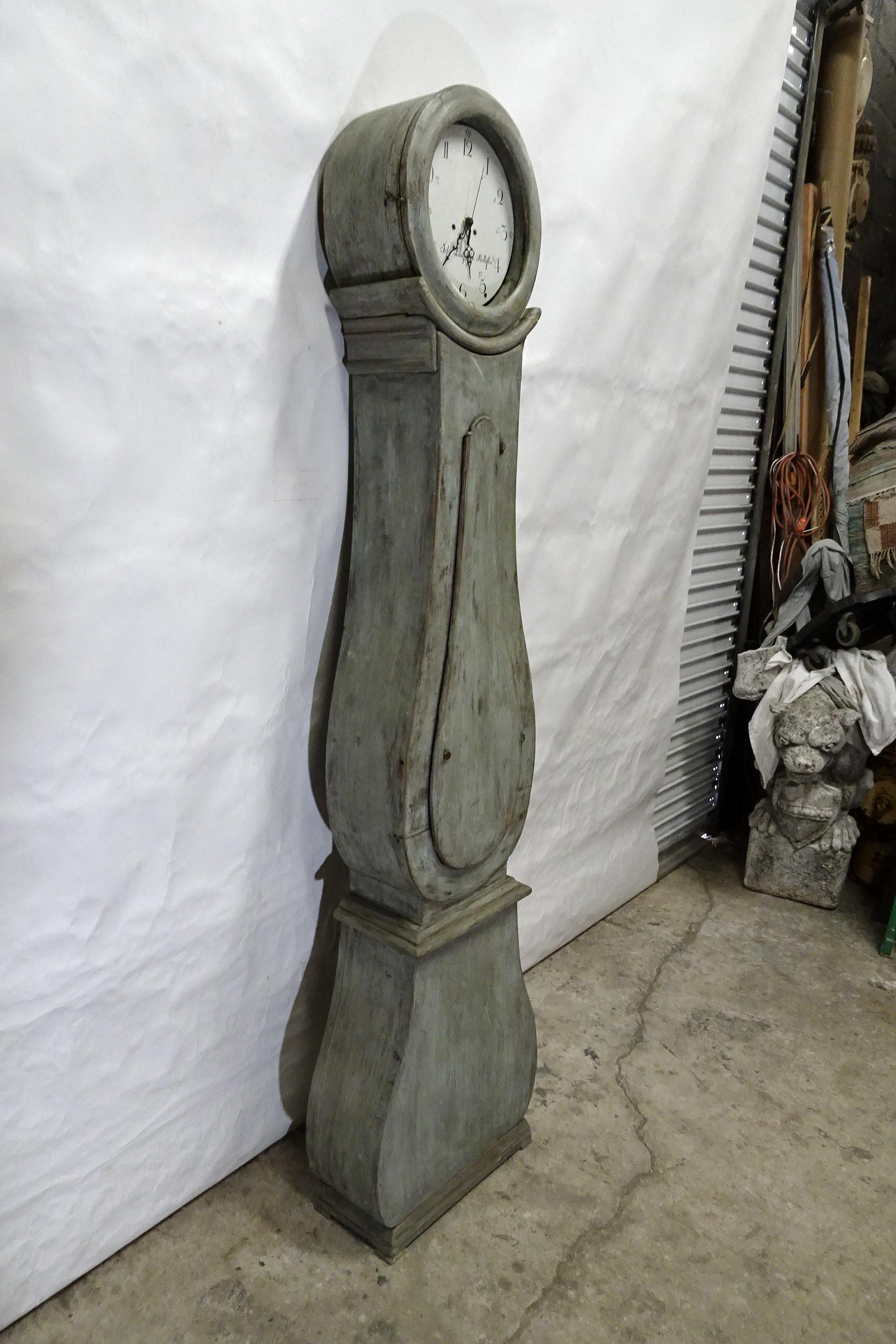 Swedish Mora Clock Norrland In Good Condition For Sale In Hollywood, FL