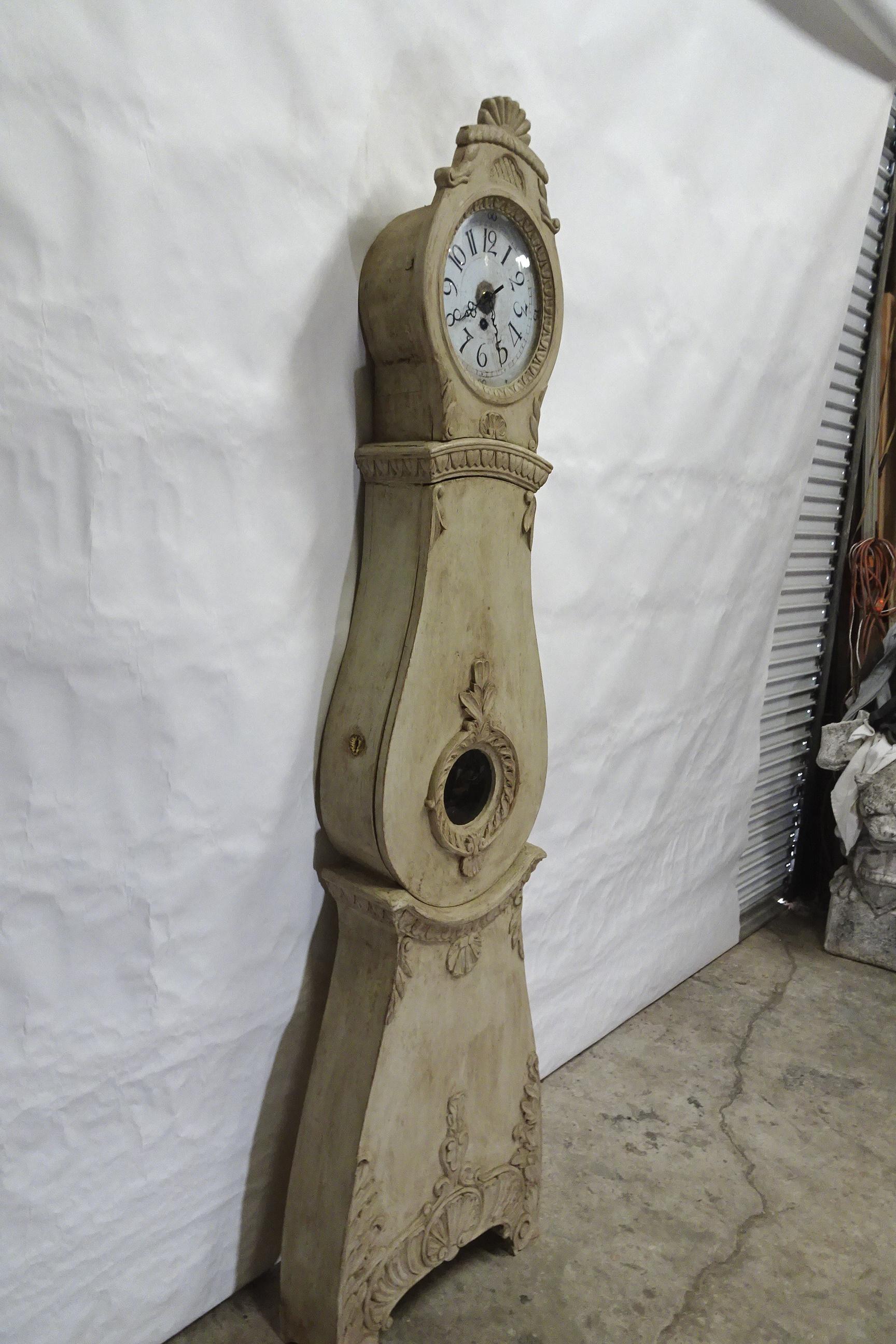 Swedish Mora Clock Rococo Model   In Good Condition For Sale In Hollywood, FL