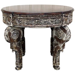Tavolo da centro svedese in stile napoleonico decorato con vernice distressed