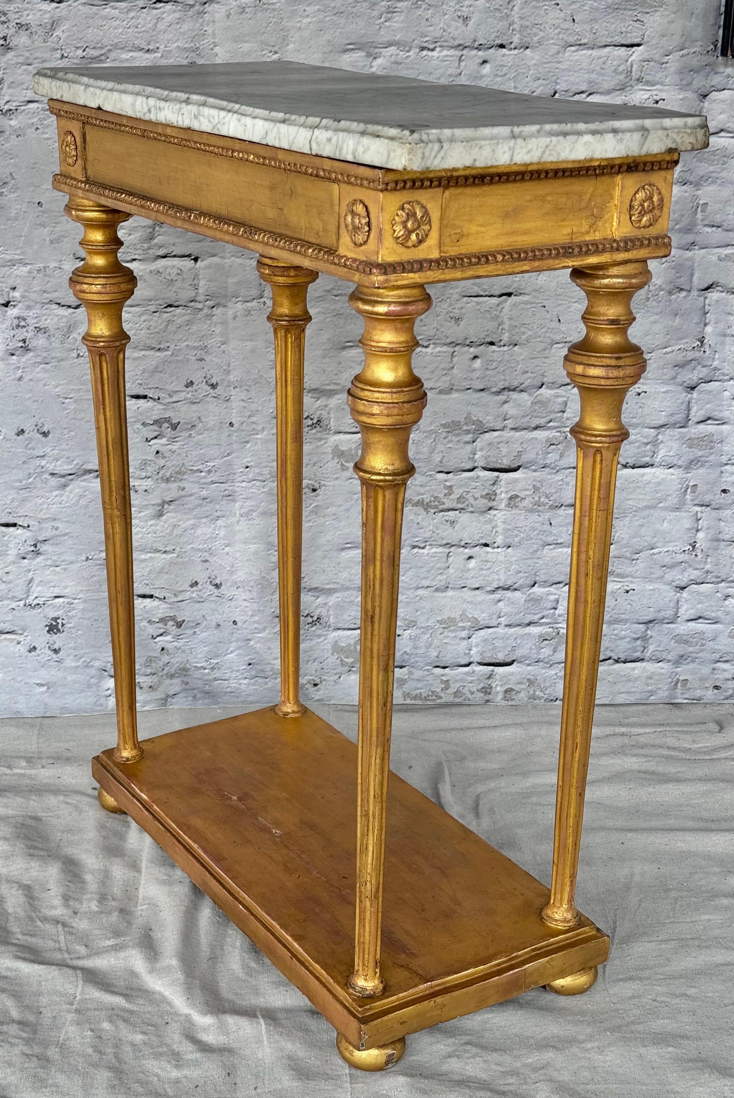 Schwedischer Konsolentisch aus Giltwood im neoklassischen Stil 4