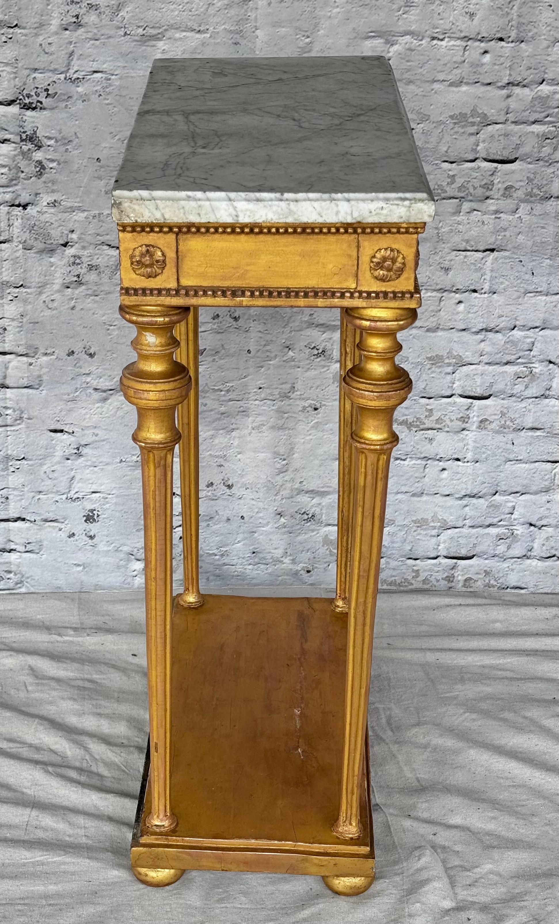 Schwedischer Konsolentisch aus Giltwood im neoklassischen Stil 5