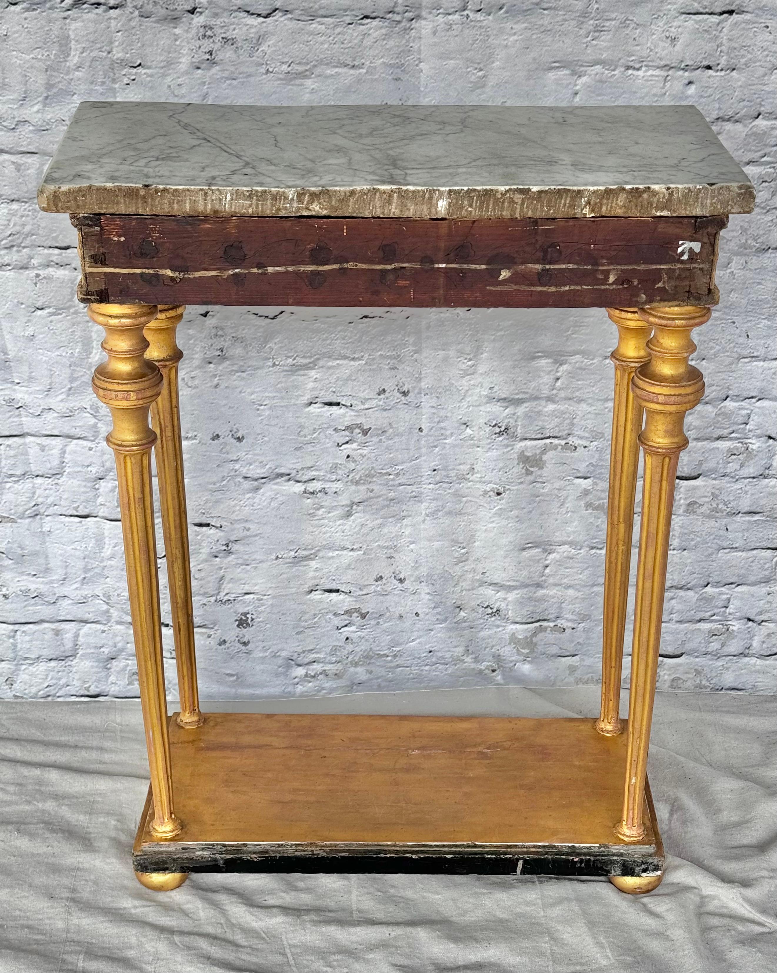 Schwedischer Konsolentisch aus Giltwood im neoklassischen Stil 6