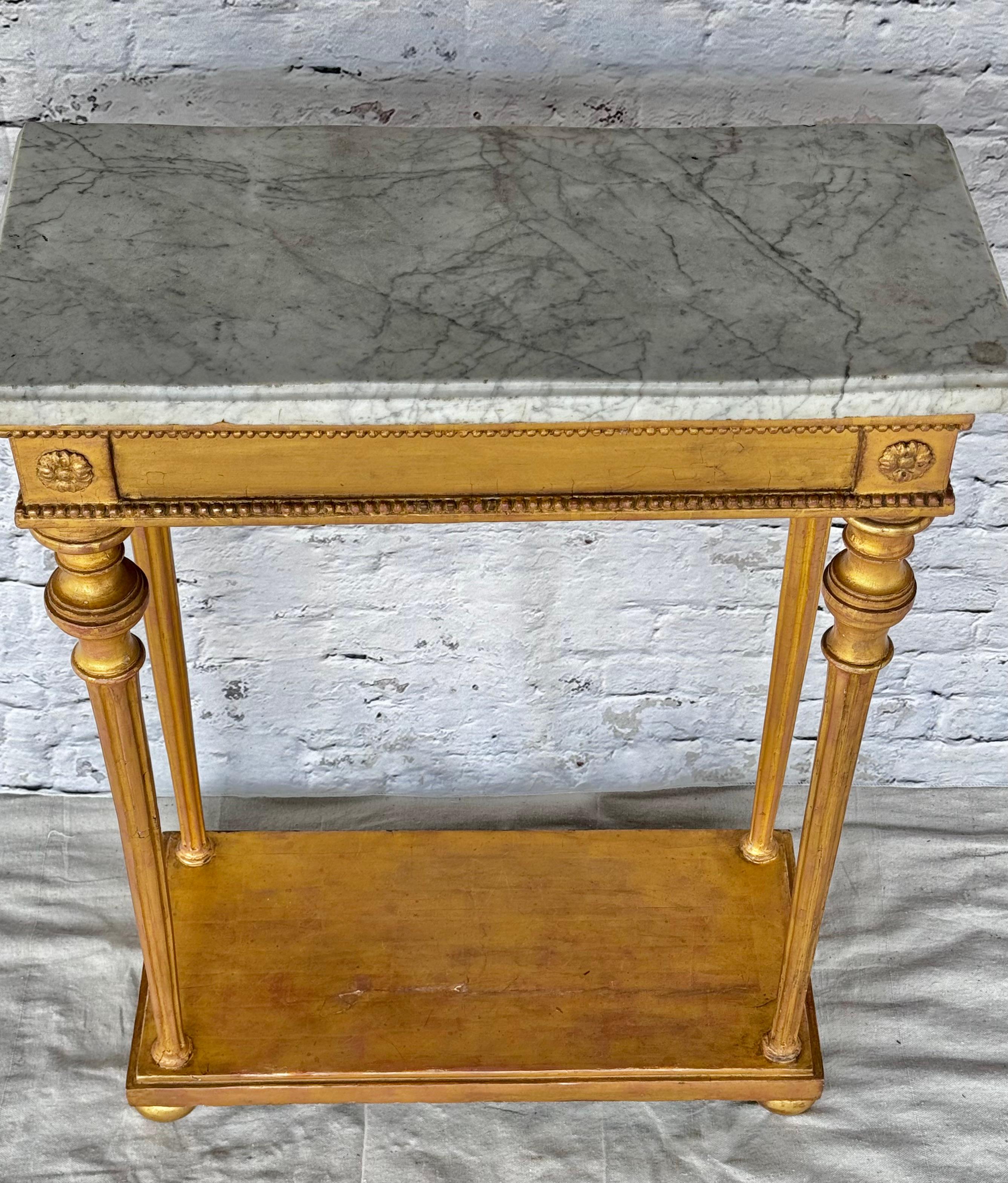 Schwedischer Konsolentisch aus Giltwood im neoklassischen Stil 3