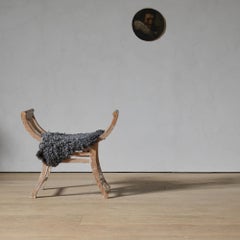 Schwedischer neoklassizistischer Hocker