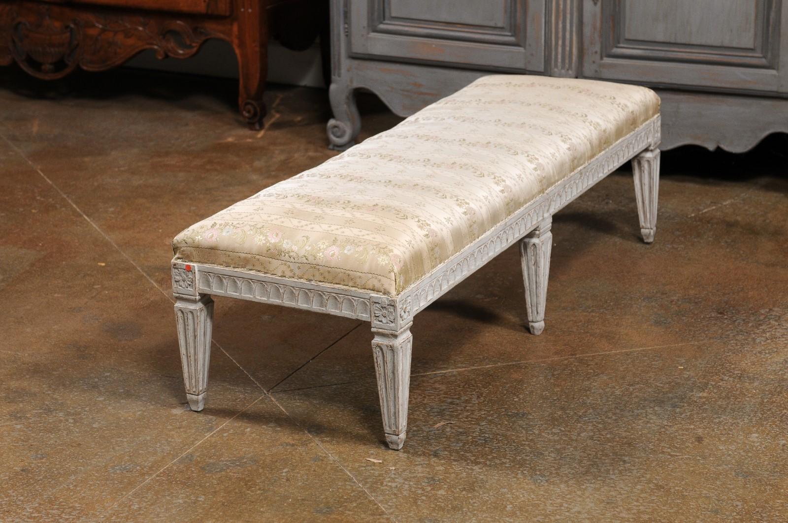 Swedish 19th century painted bench Circa 1880
Place of Origin: Sweden
Period: 19th century
Dimensions: 53