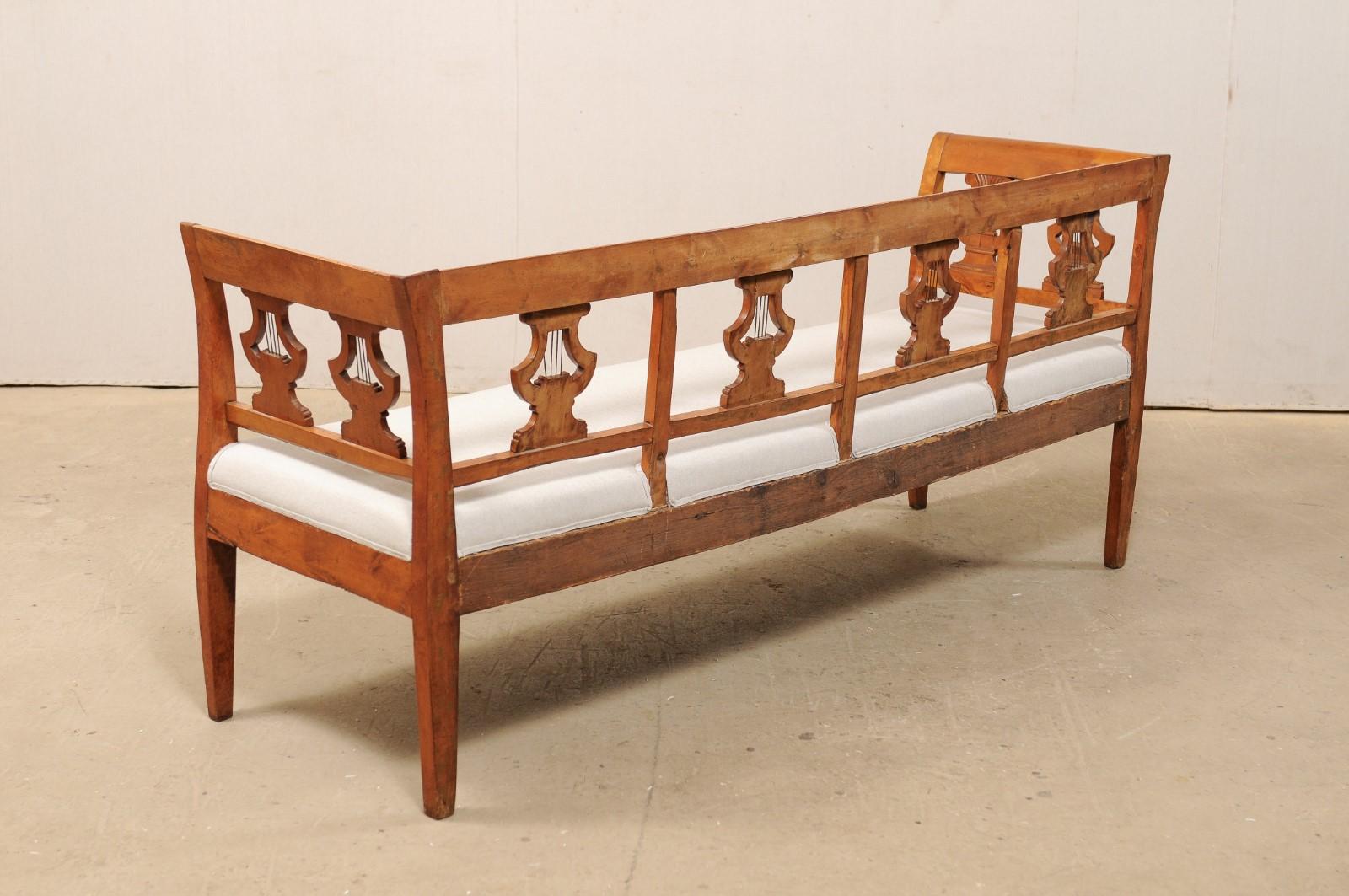 Swedish Neoclassical Style Birchwood Sofa Bench with Lyre Carvings, Mid-19th C 1