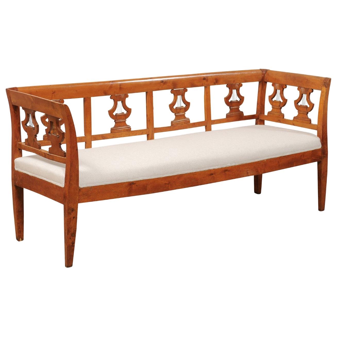 Swedish Neoclassical Style Birchwood Sofa Bench with Lyre Carvings, Mid-19th C