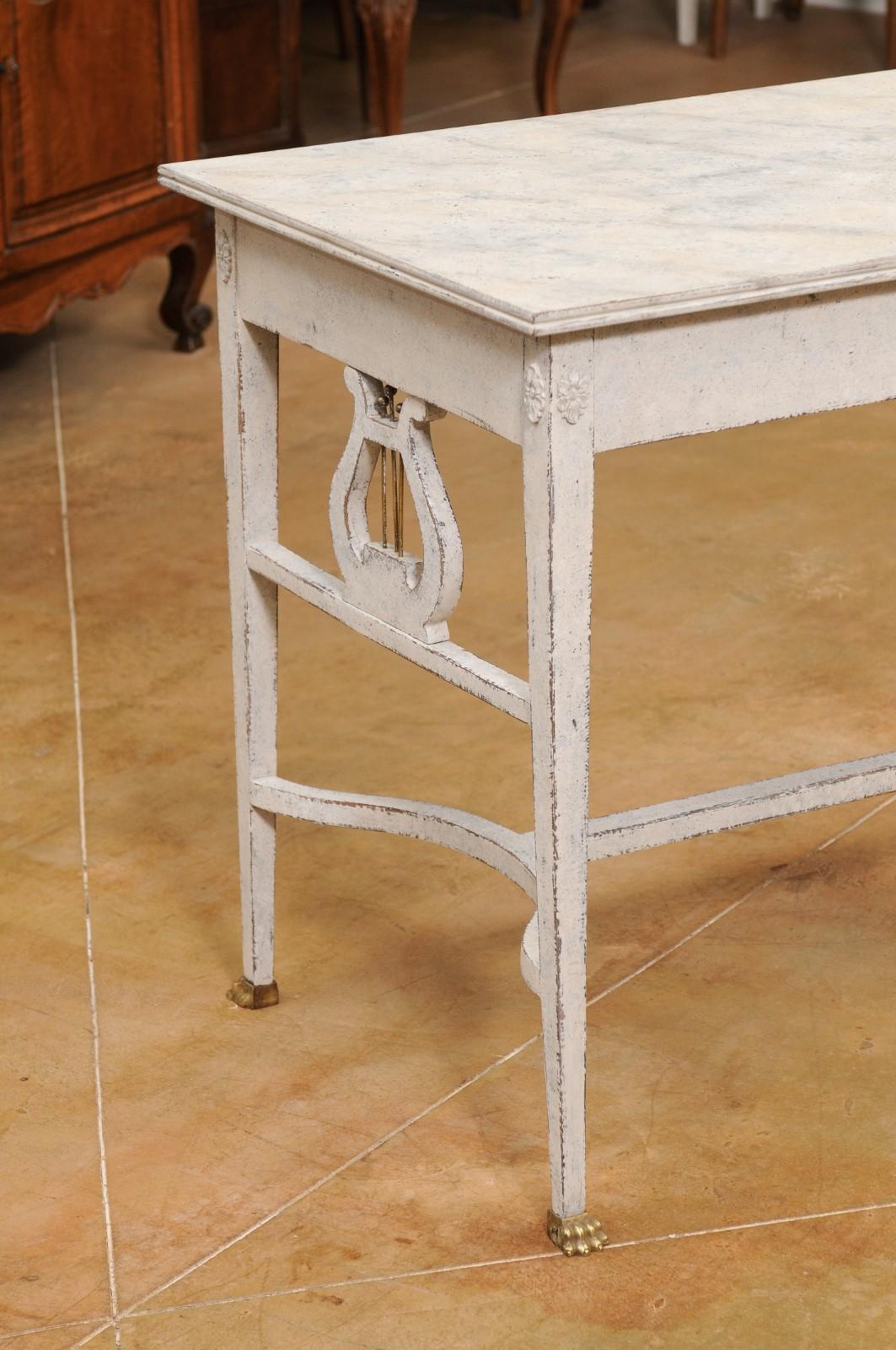 Swedish Neoclassical Style Painted Hall Table with Lyre Motifs and Lion Feet In Good Condition For Sale In Atlanta, GA