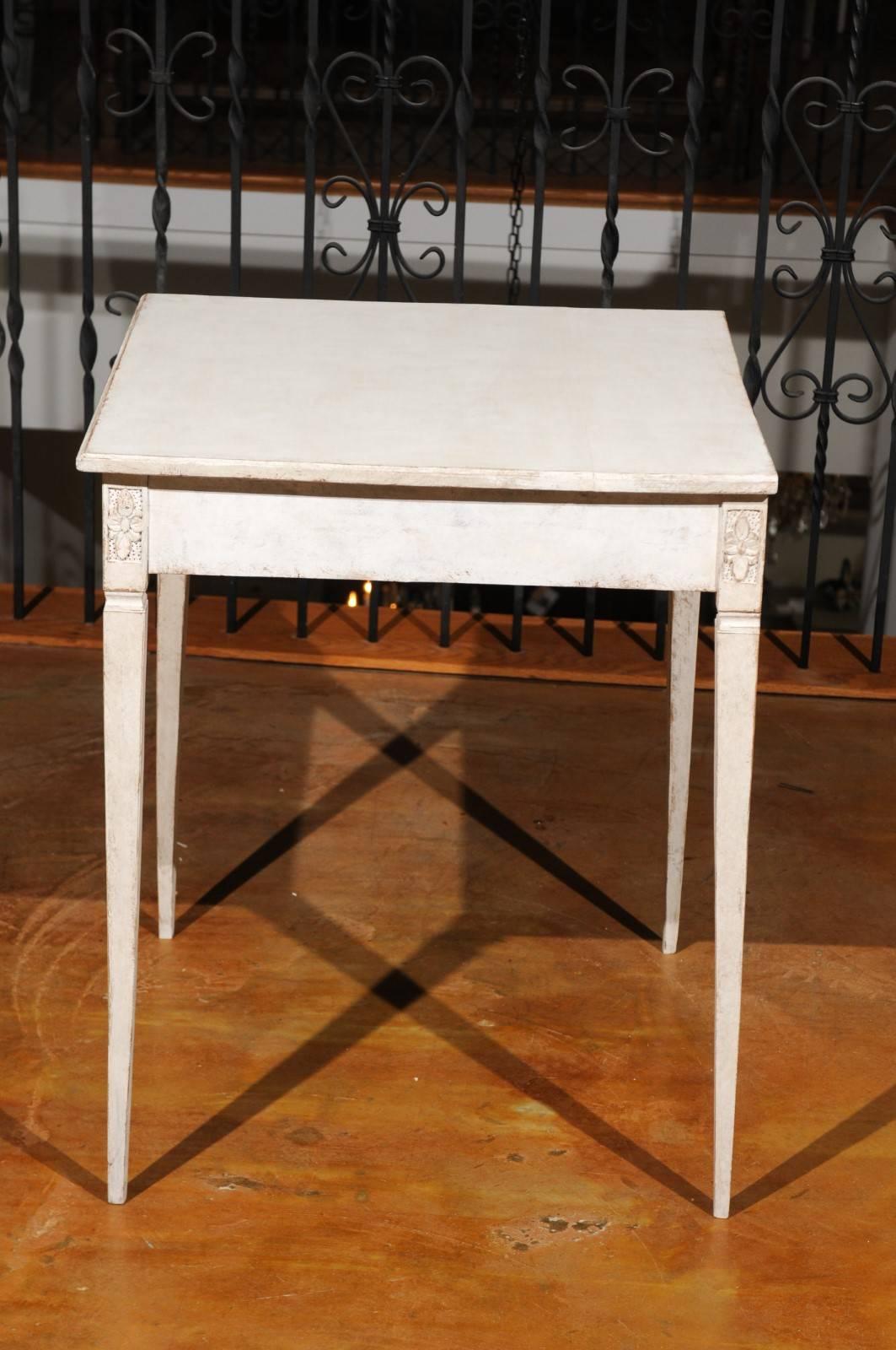 Swedish Neoclassical Style Painted Side Table with Drawer from Småland, 1880s 5