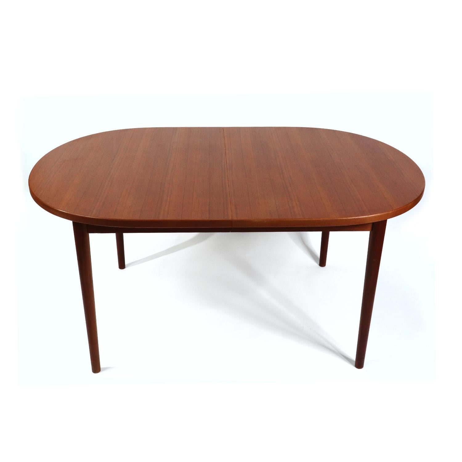 Veneer Swedish Nils Jonsson for Troeds Vintage Expanding Oval Teak Dining Table