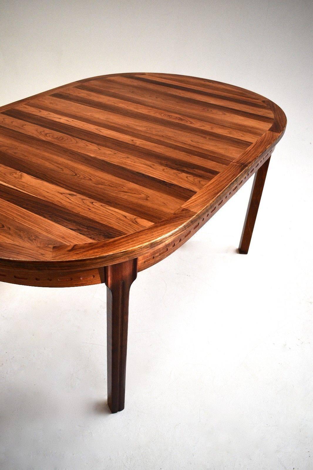 Mid-Century Modern Swedish Nils Jonsson Rosewood Oval Dining Table Midcentury, 1960s For Sale